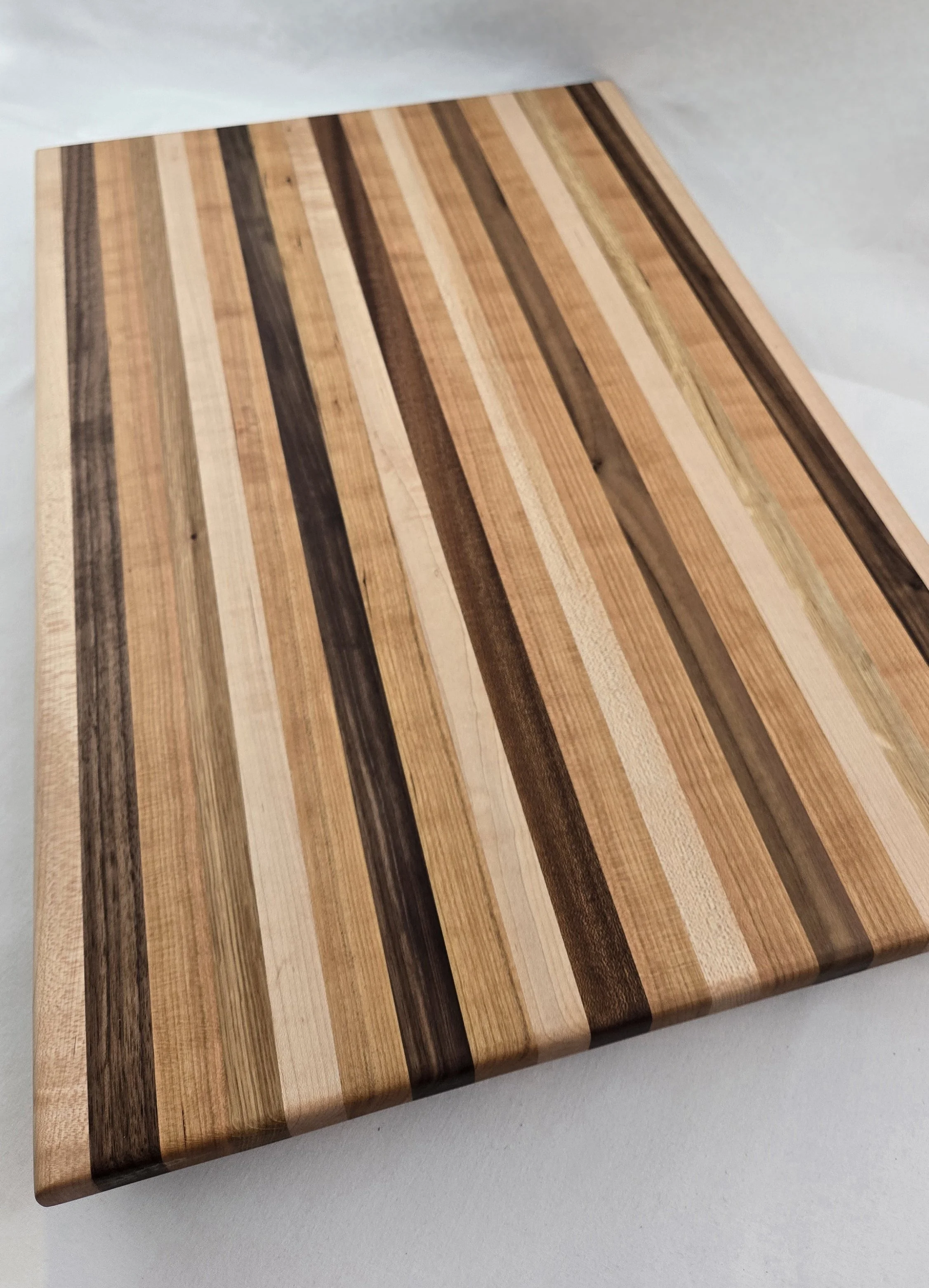 Edge Grain Cutting Board (5208)
