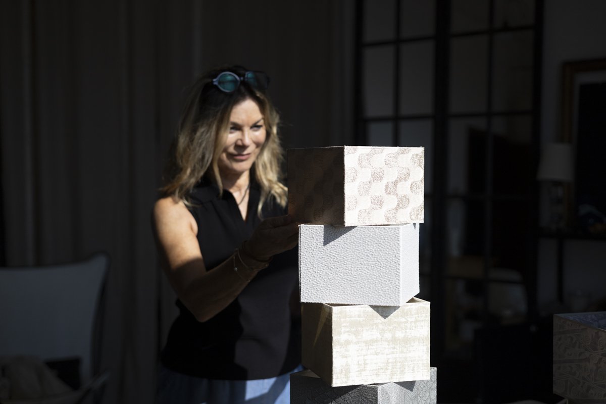 Gianna Alberi selecting DOGIA Shade Editions, Venice atelier