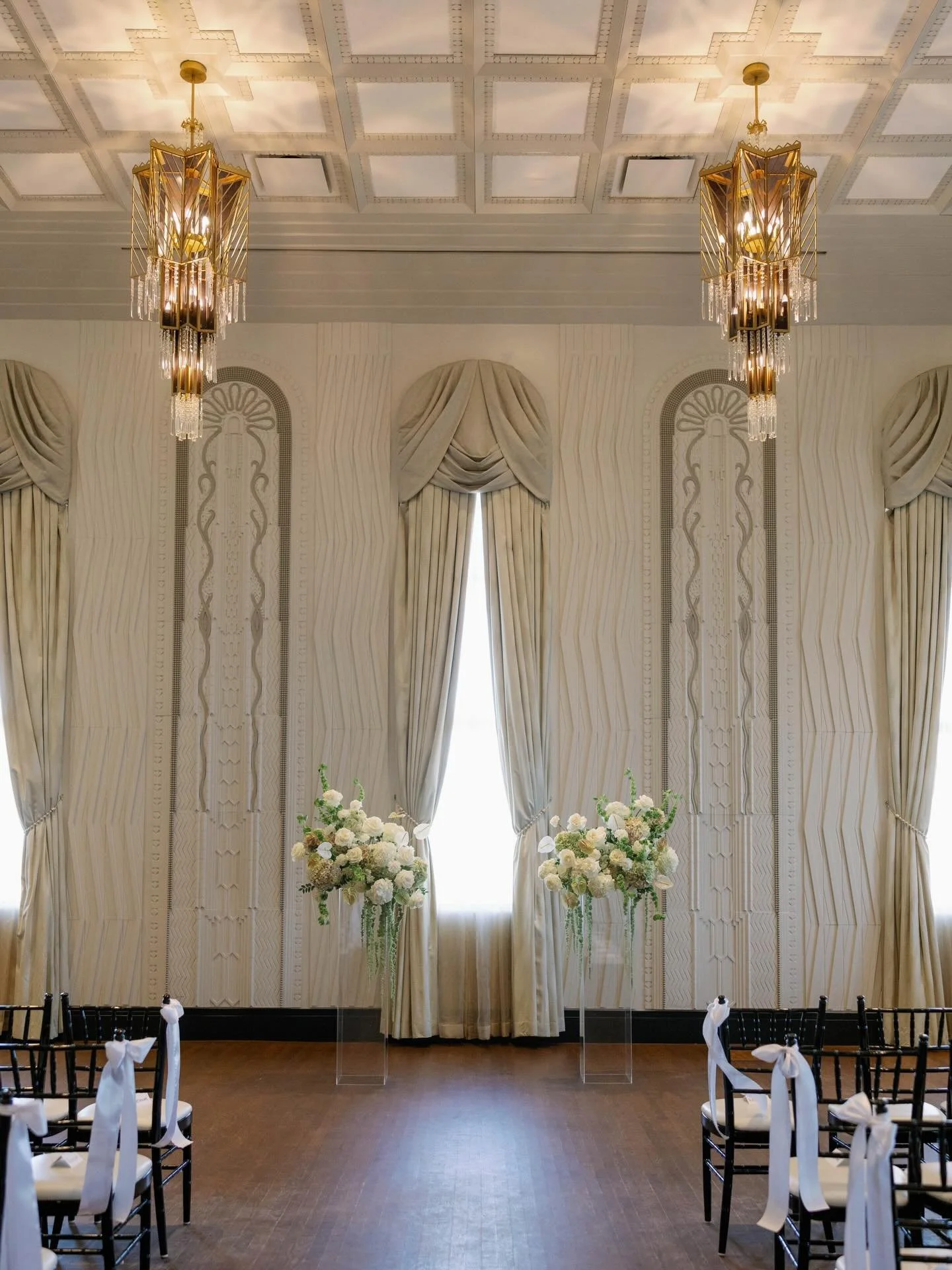 Same room, less than an hour later✨🍾

While you&rsquo;re soaking in that just married feeling, we&rsquo;re flipping the space; moving chairs, lighting candles, checking details, and cueing vendors💍

You don&rsquo;t lift a finger, and neither does y