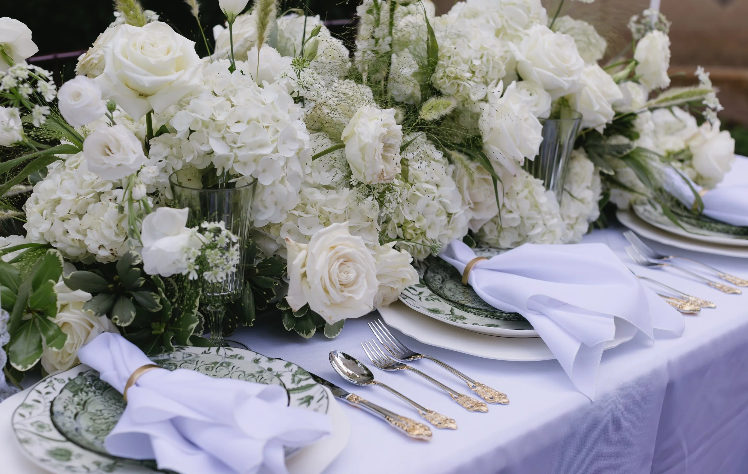 Oklahoma wedding full-service planning services by Divine Works Event Company, aimed to take the responsibility and stress off of your hands. Full-Service Planning Package starts pricing at $4,800.