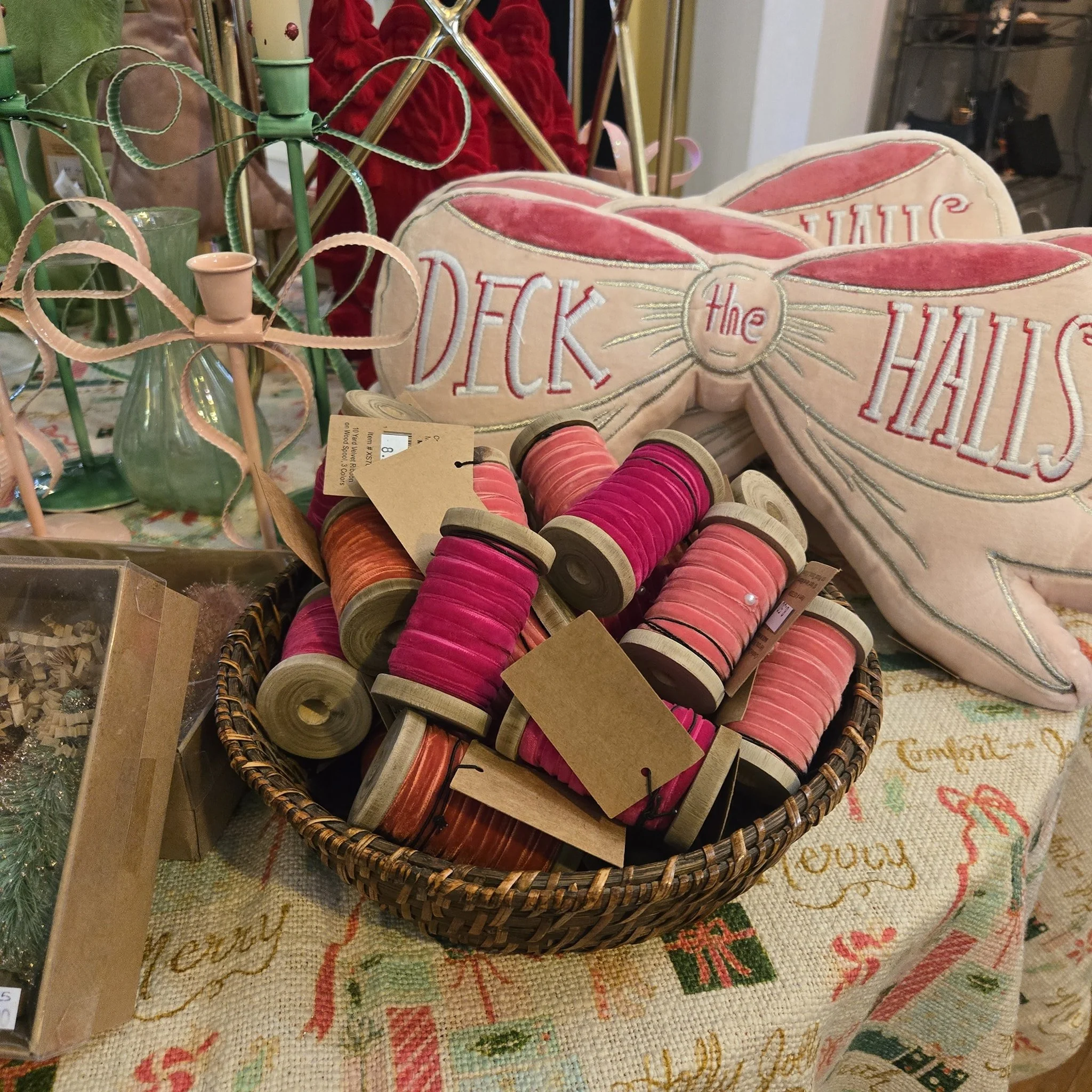 Not sure where to start with your holiday decorating this year? Put a bow on it! Bows are cheerful and on trend!