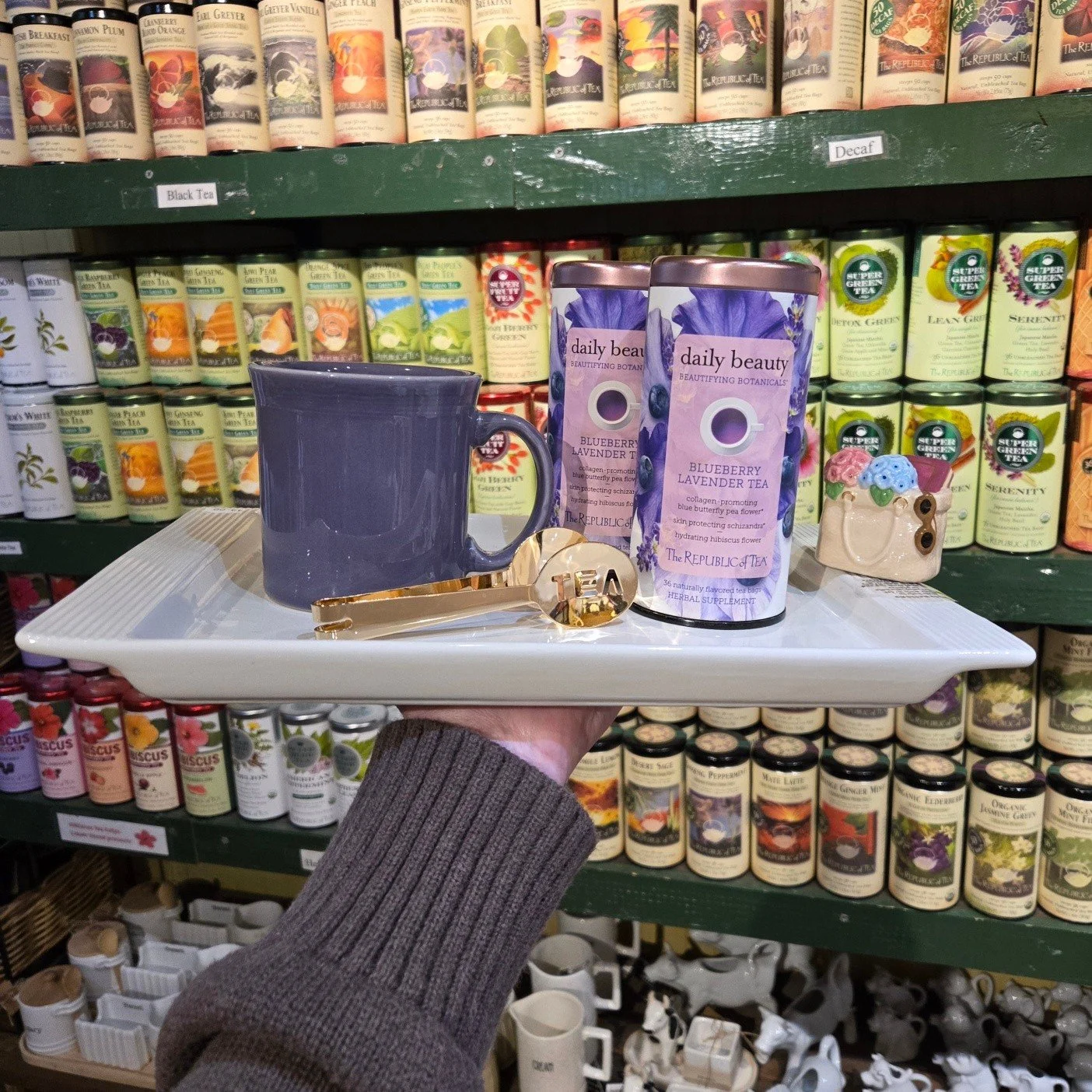 Keeping with our lavender theme, April tea of the month is Blueberry Lavender. Come in for a taste!

 #kitchensupplies #sipbysip #supportsmallbiz