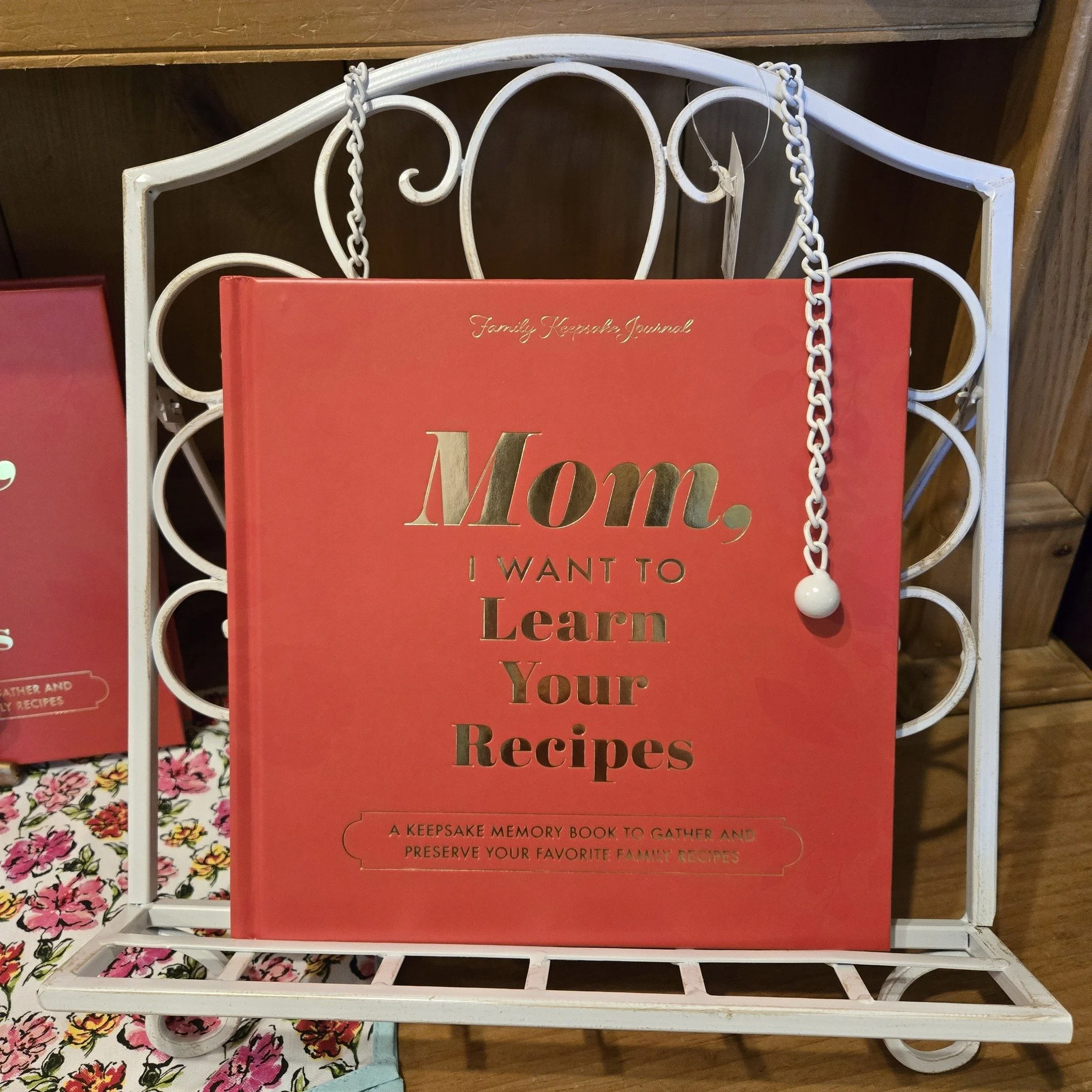 Still looking for a perfect Mother's Day gift? These recipe and memory books are a perfect sentimental option!