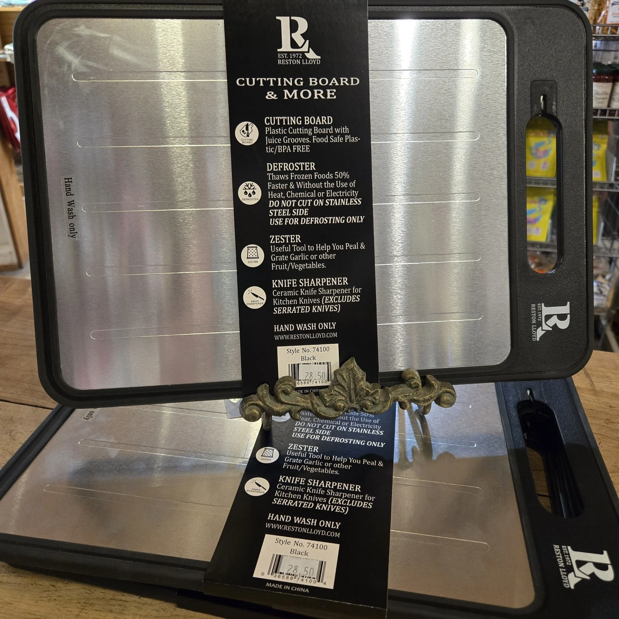 Always be ready to grill with a defroster board! The stainless steel helps thaw meat quickly without heat or electricity.