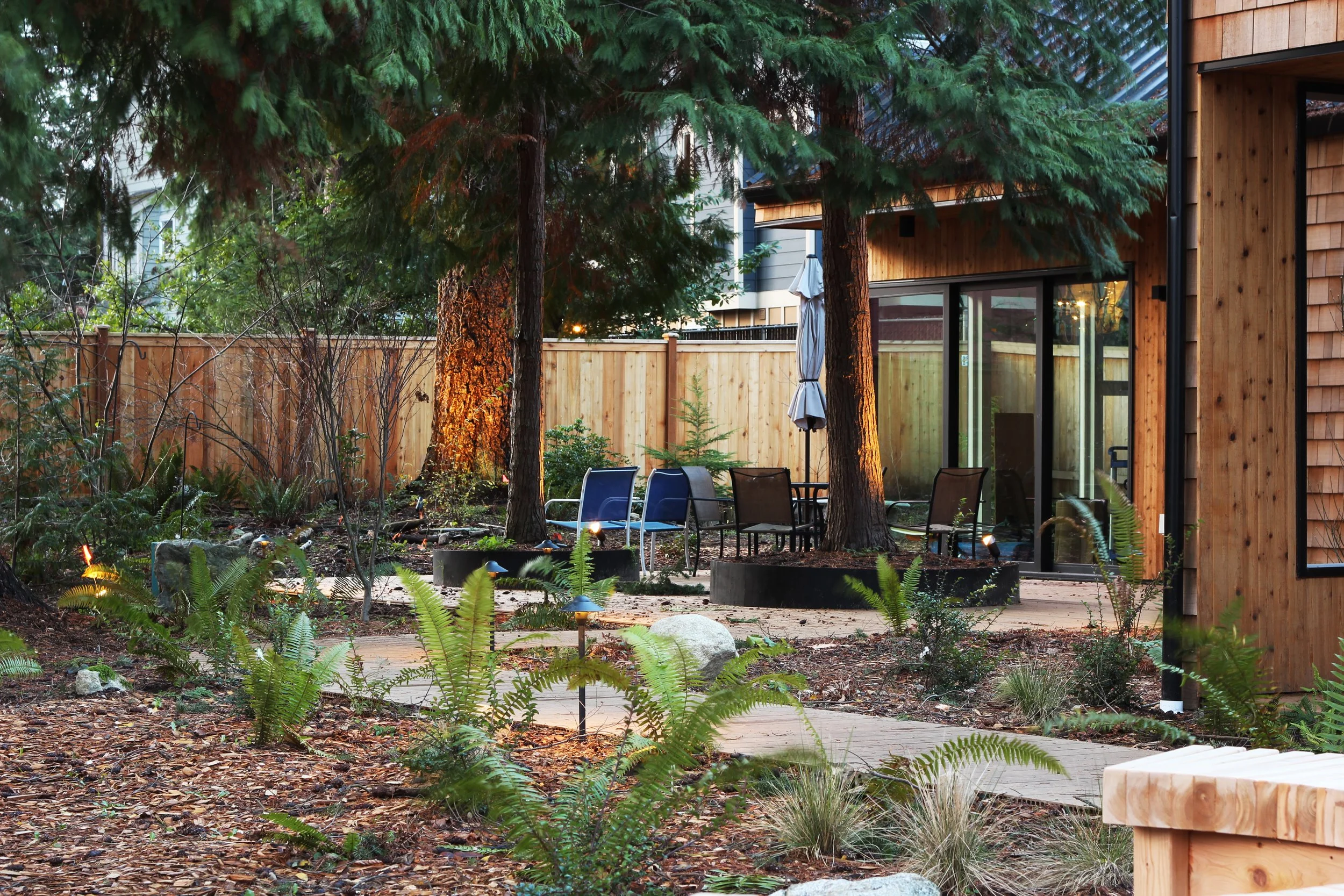 COMMON HOUSE_02 DECK.jpg