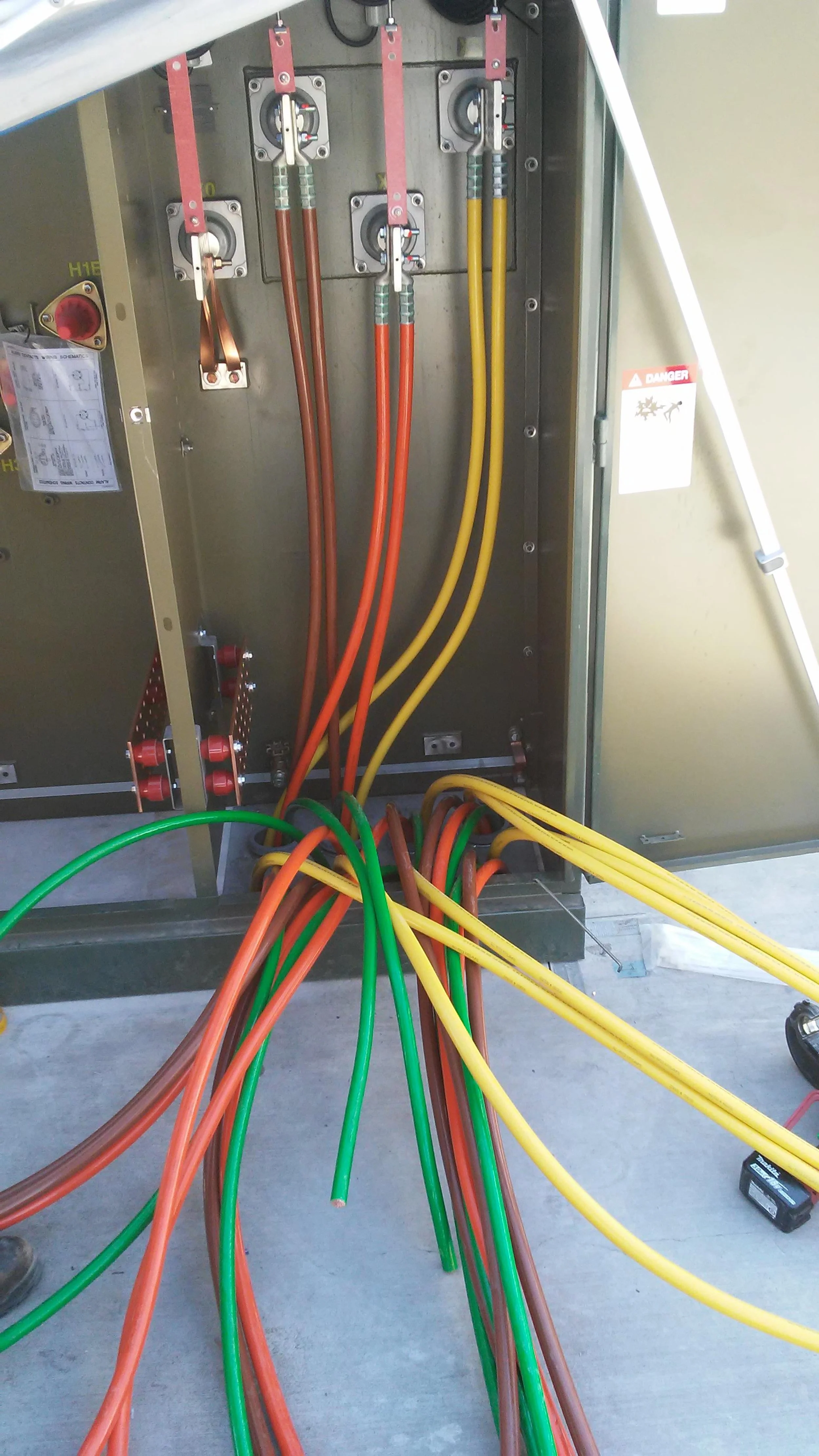 12,470V to 480v transformer terminations