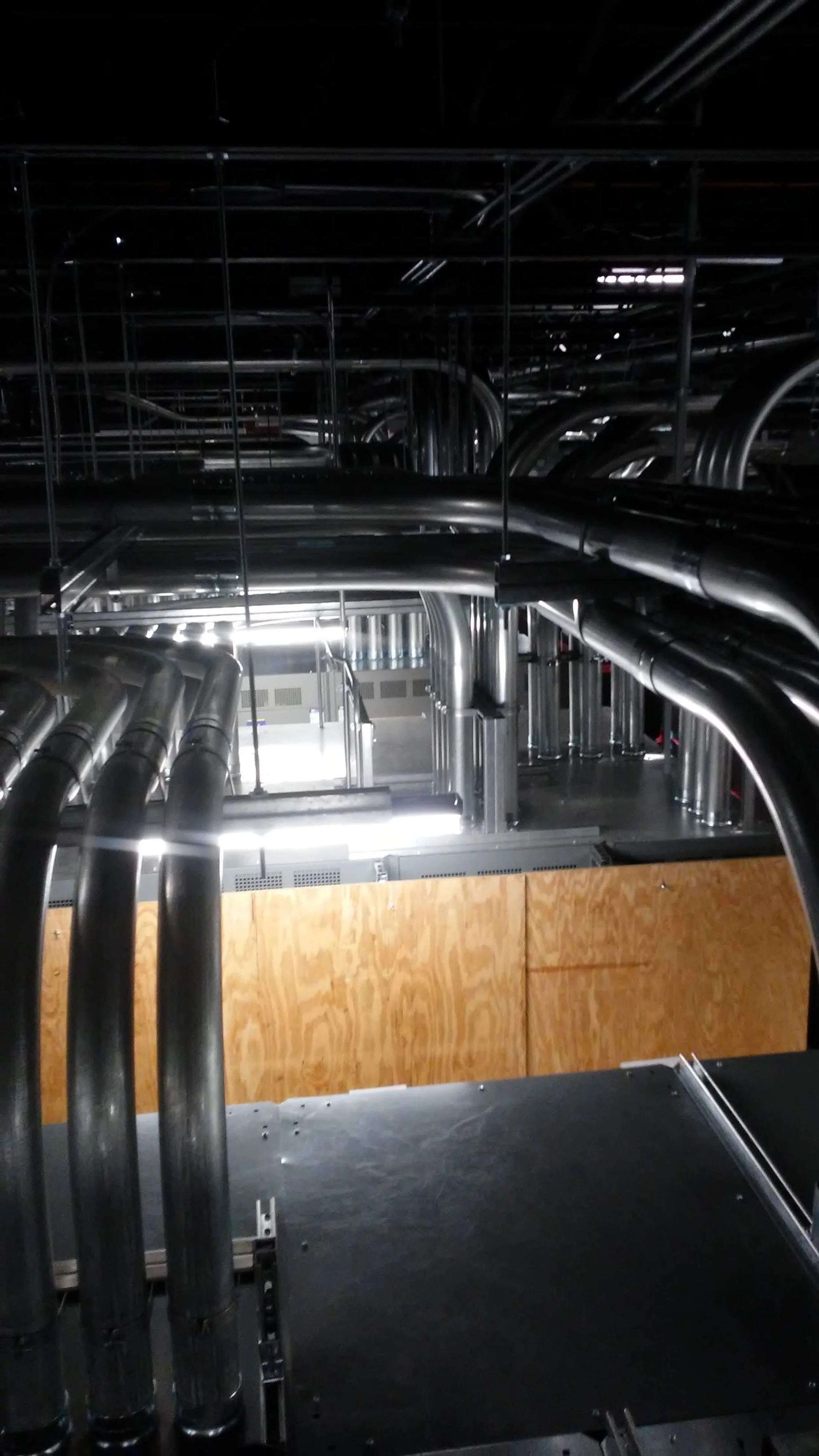 Emt raceways for power distribution
