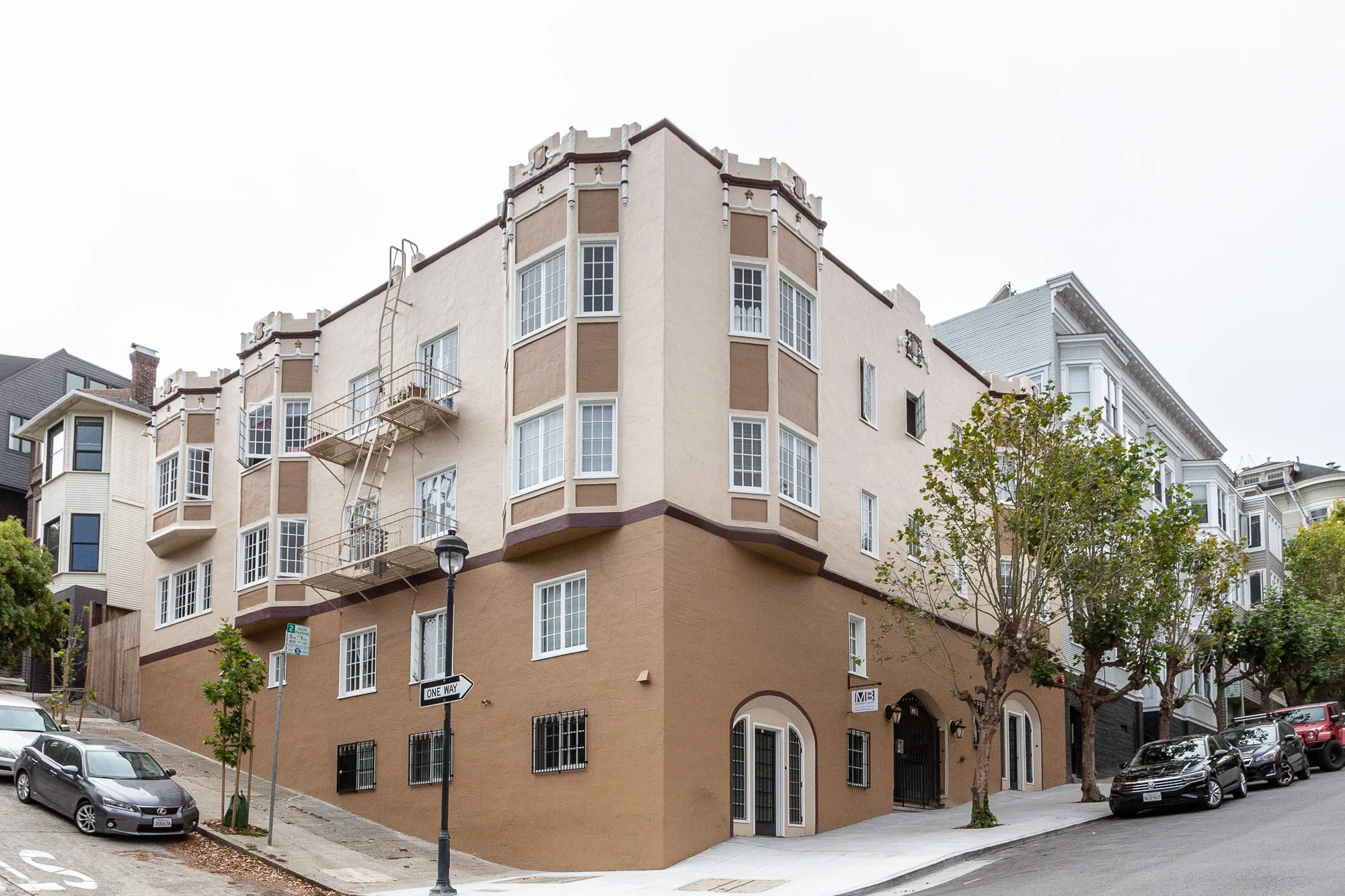 855 Waller1_web.jpg