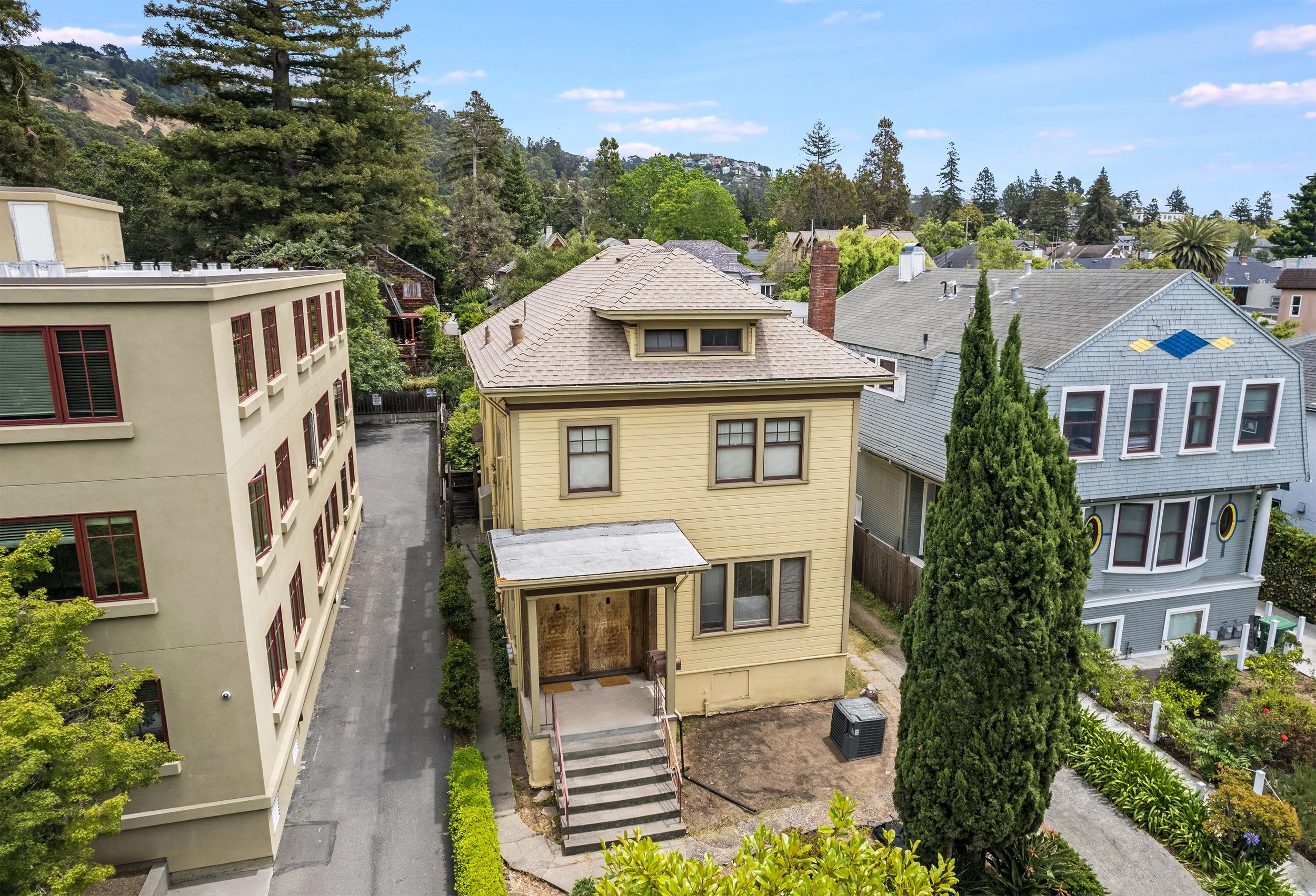 2619 College Ave DRONE CLEAN PRINT.jpg