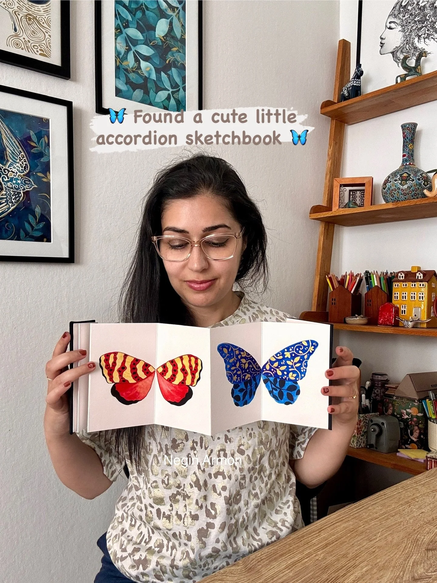 WORK IN PROGRESS 🧑🏻&zwj;🎨 &amp; what you&rsquo;ll see in the
upcoming youtube video&hellip; 

Found this cute little accordion sketchbook and thought it would be perfect for painting butterflies (one of my favorite subjects to paint 🦋). The plan 