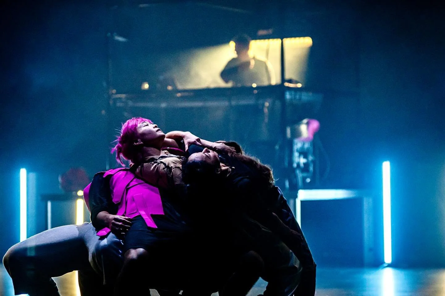 https://www.skanesdansteater.se/club-domino
  @skanesdansteater @erika_silgoner