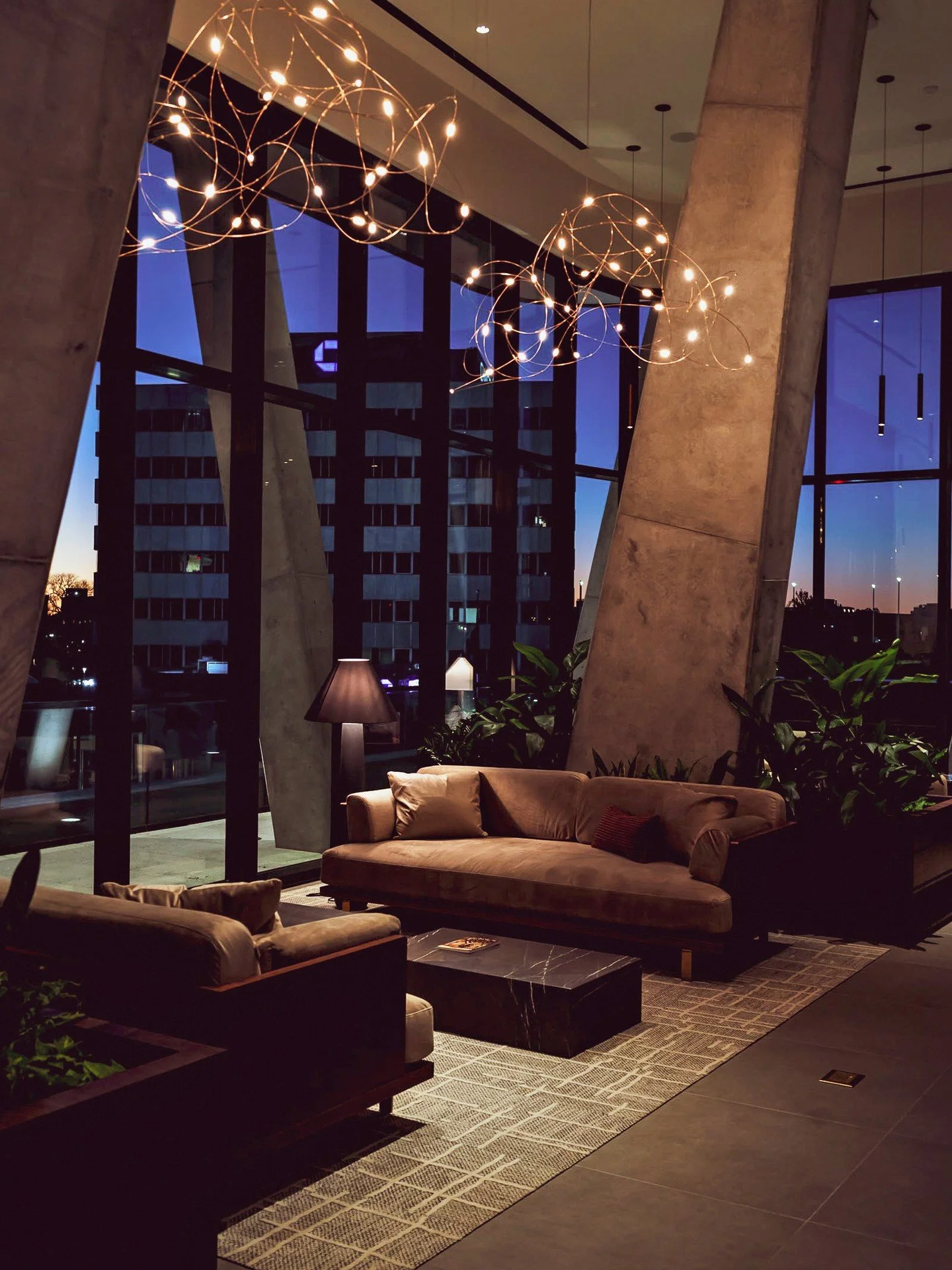 Allen offers more than 25,000 square feet of beautifully designed indoor and outdoor amenity space across multiple levels. Have you scheduled your tour?
.
.
.
live allen apartments allen new rochelle new york apartments westchester county westchester