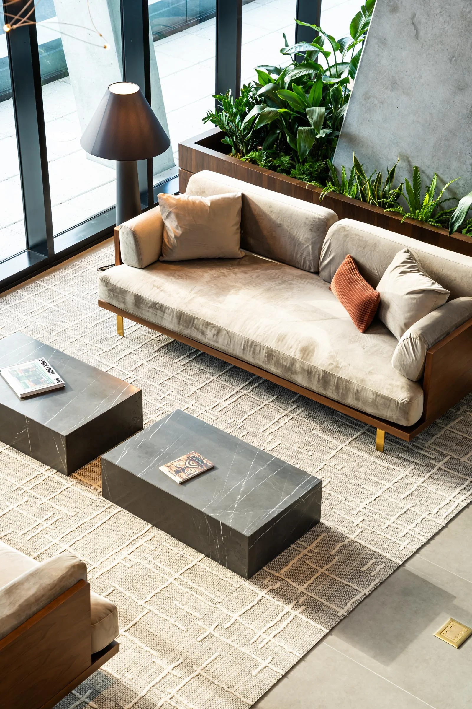  4th Floor City Lounge