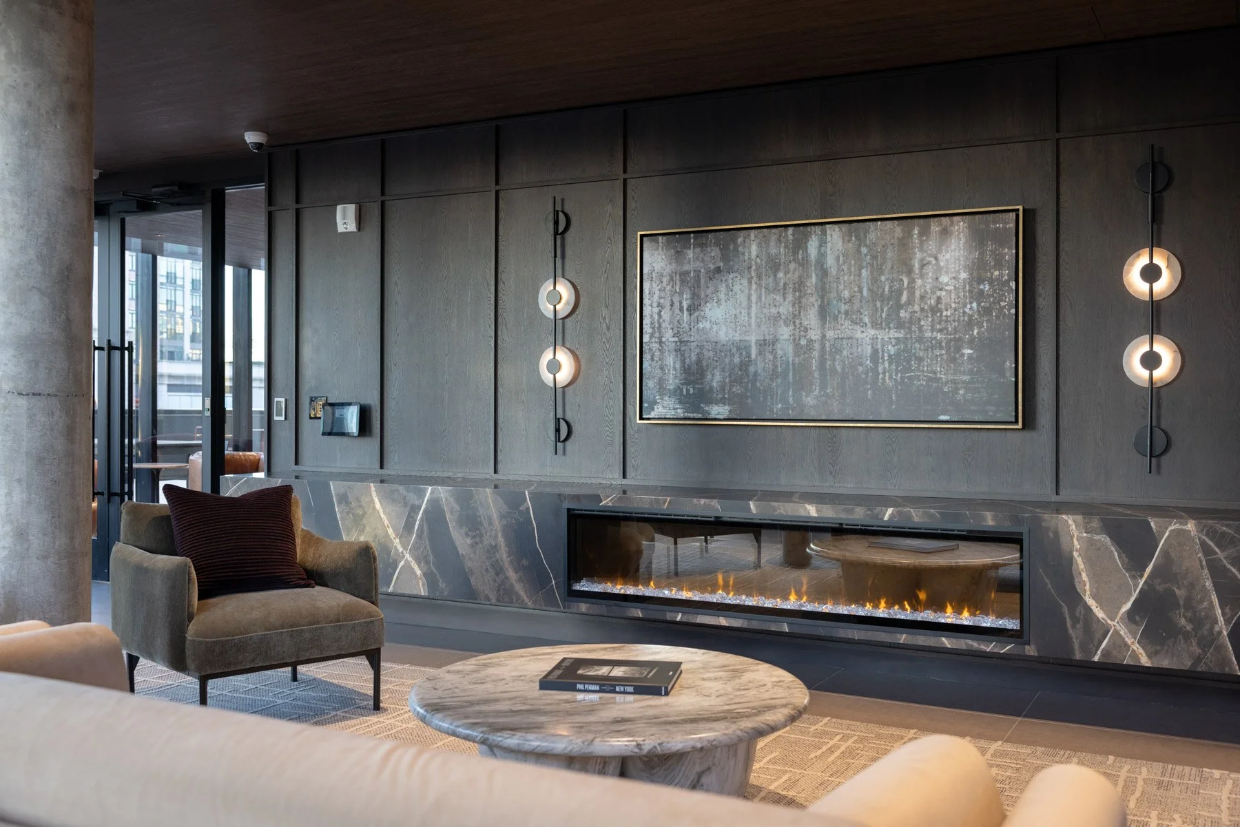   4th Floor City Lounge