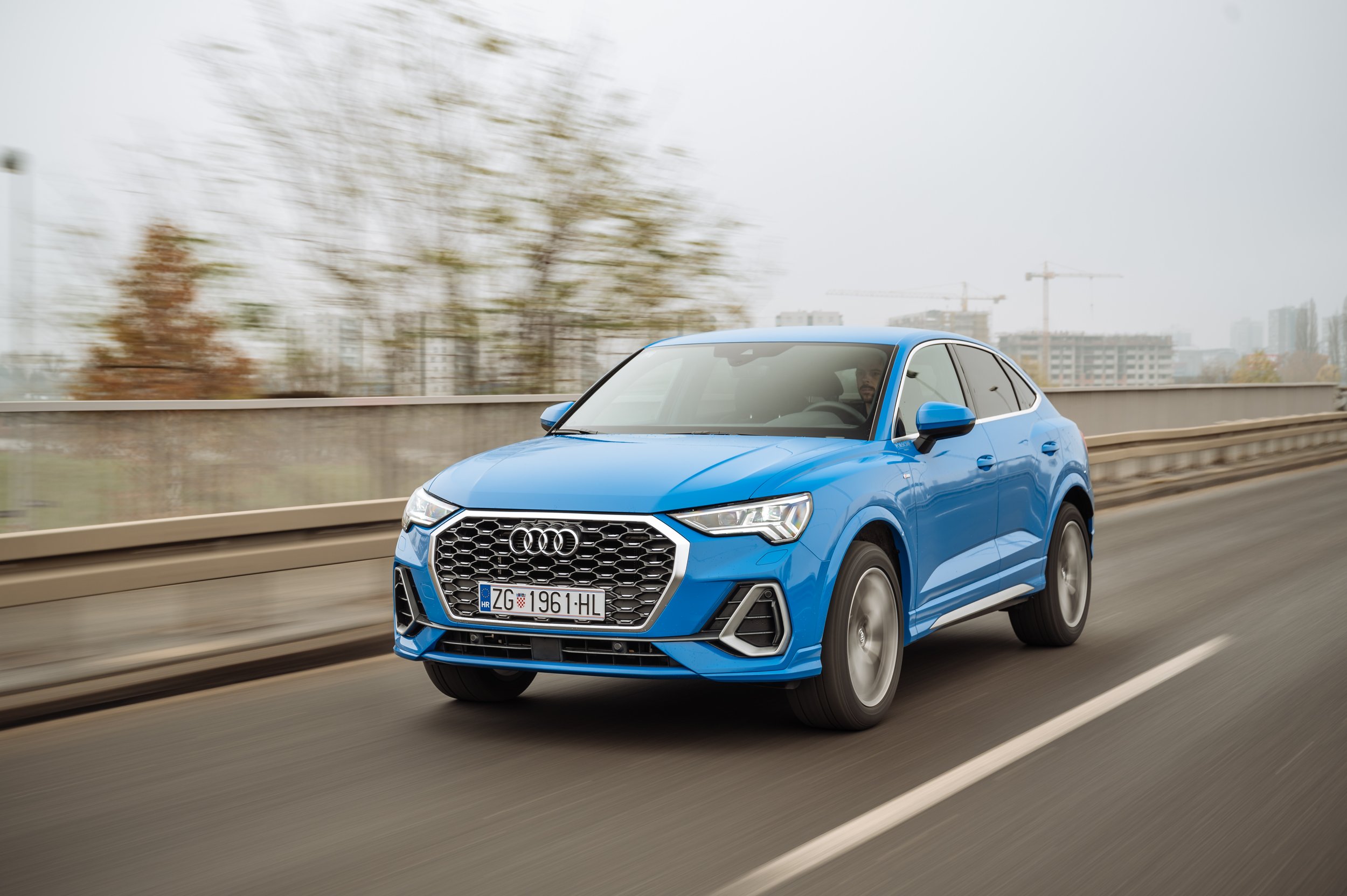 AMS-AUDI_Q3_SPORTBACK-1.jpg