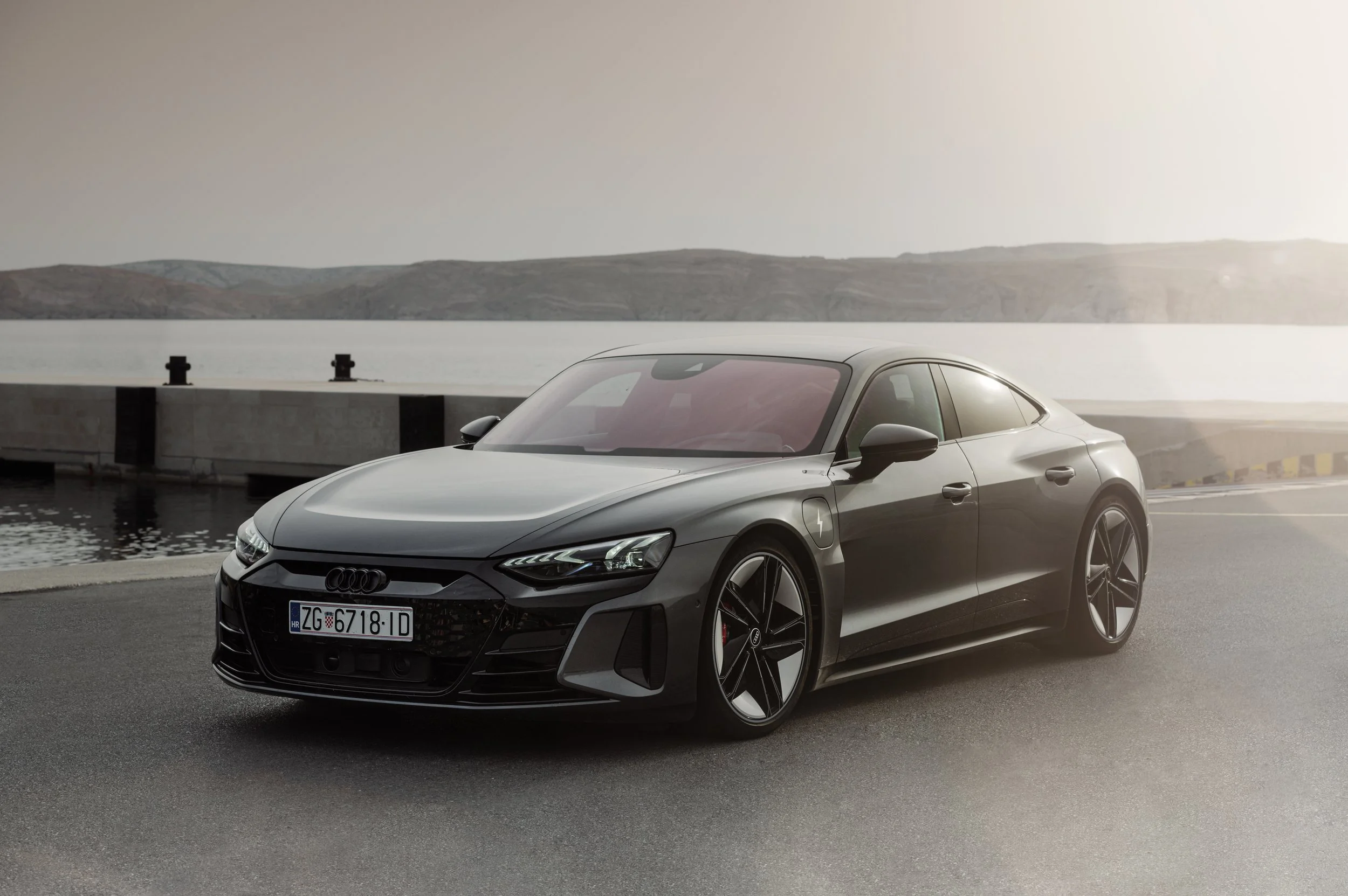AMS-AUDI_E-TRON_GT_RS-9.jpg