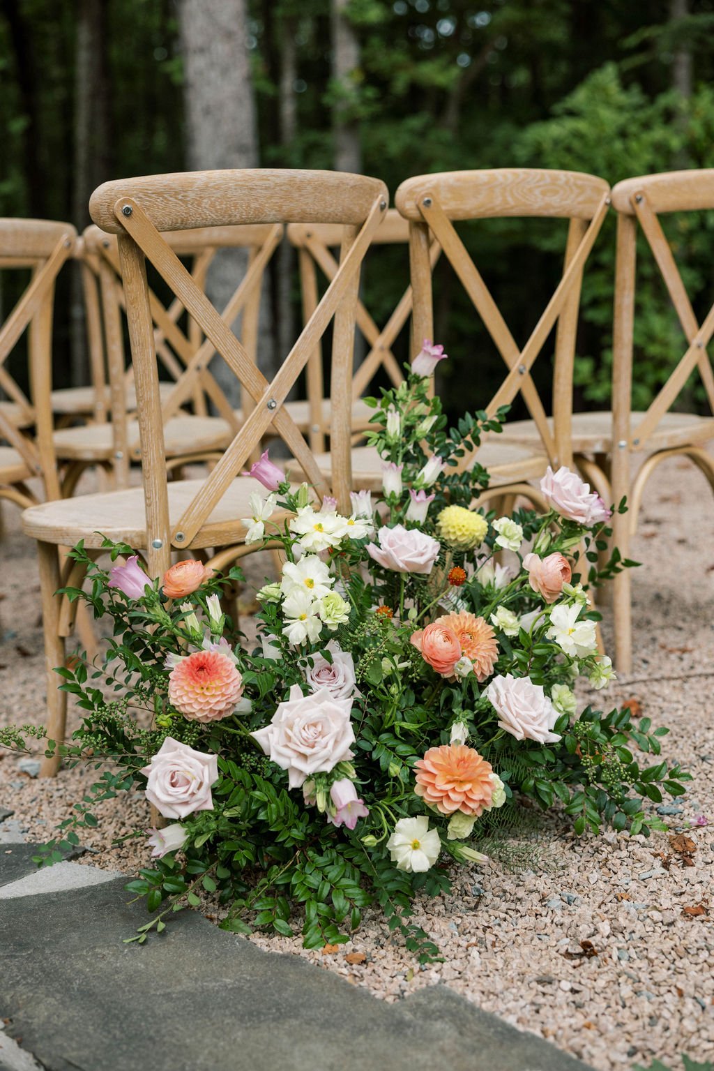 FLORALSJONESEWLLiceremonyn-0191.jpg