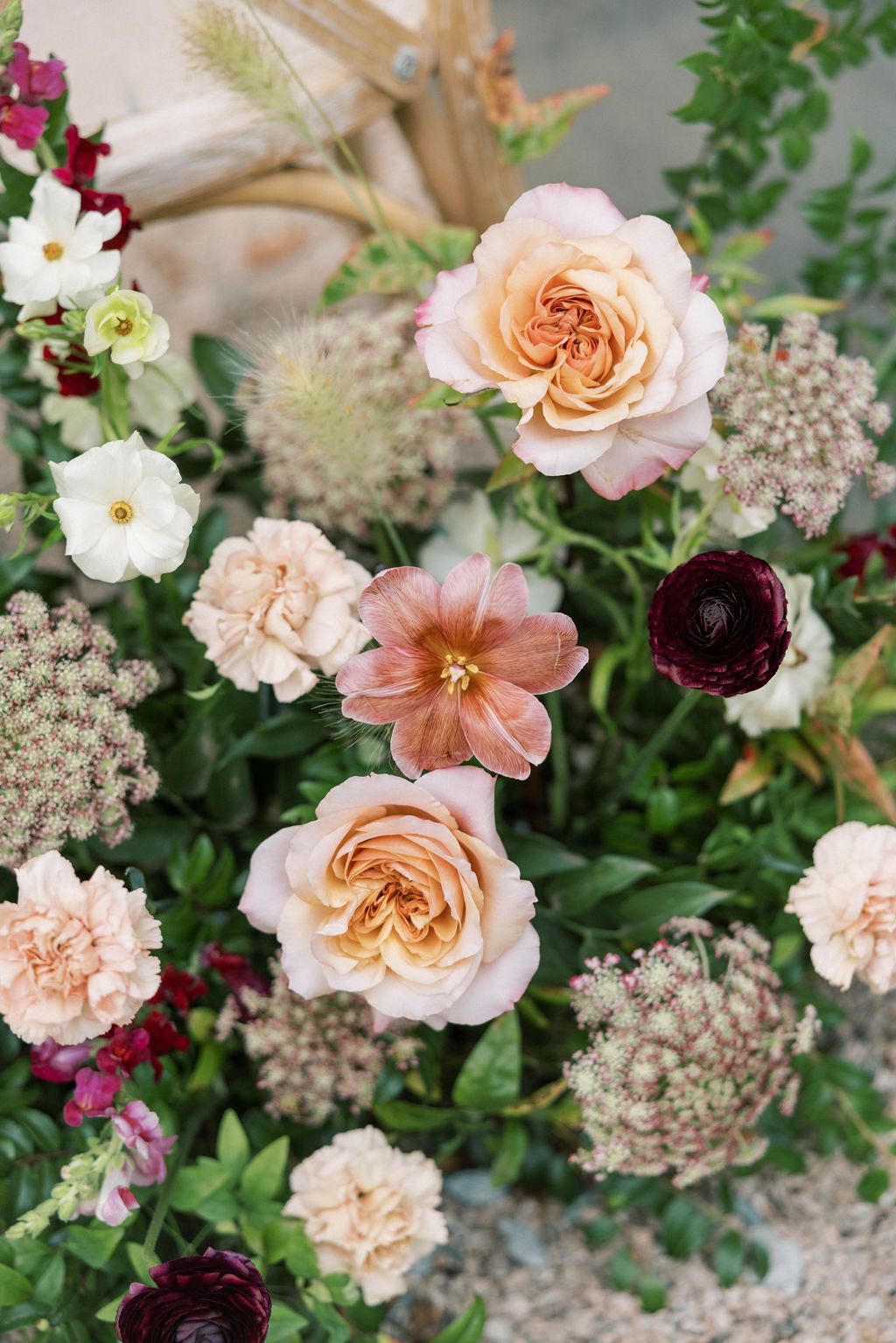 FLORALSJONESEWLLiceremonyn-0144.jpg