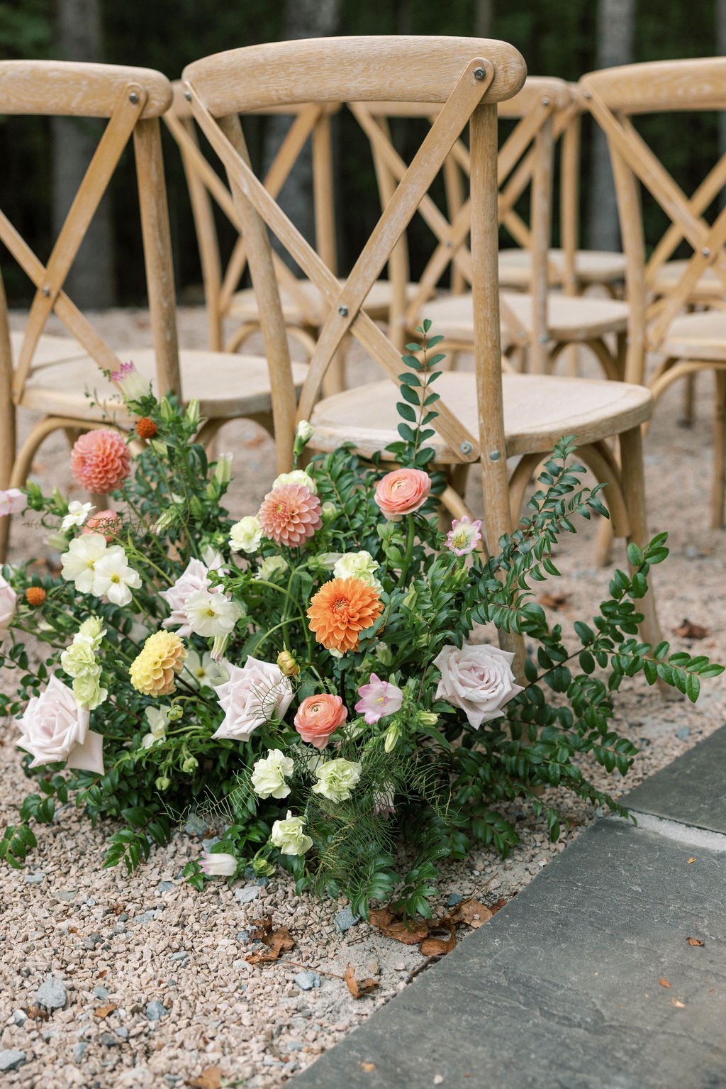 FLORALSJONESEWLLiceremonyn-0192.jpg