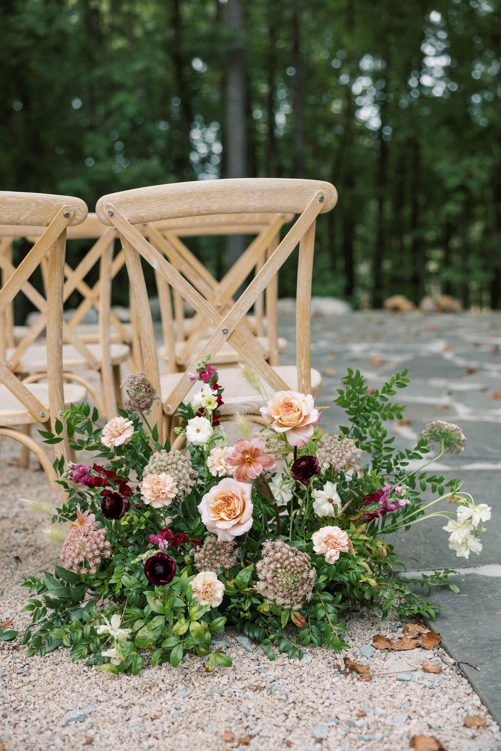FLORALSJONESEWLLiceremonyn-0143.jpg