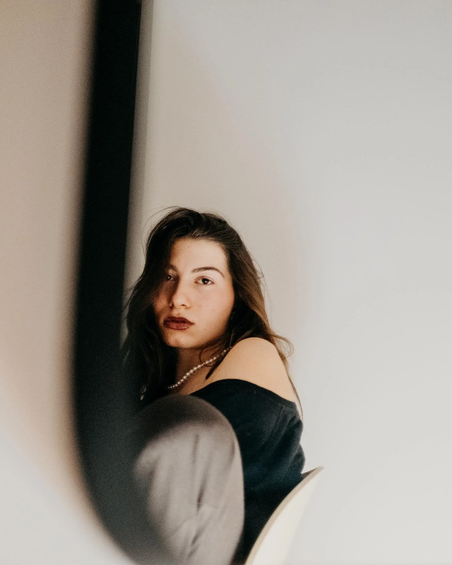 Jessica

October, '24

&bull;
&bull;
&bull;
&bull;
&bull;

#photography #photoshoot #indoorphotography #indoorphotoshoot #girlphotoshoot #visualstory #visualstorytelling #colorphotography #fujifilm #fujifilmxt30ii