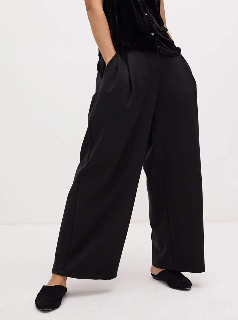 26m12-PR-Lookbook-Occasion-04j.jpg