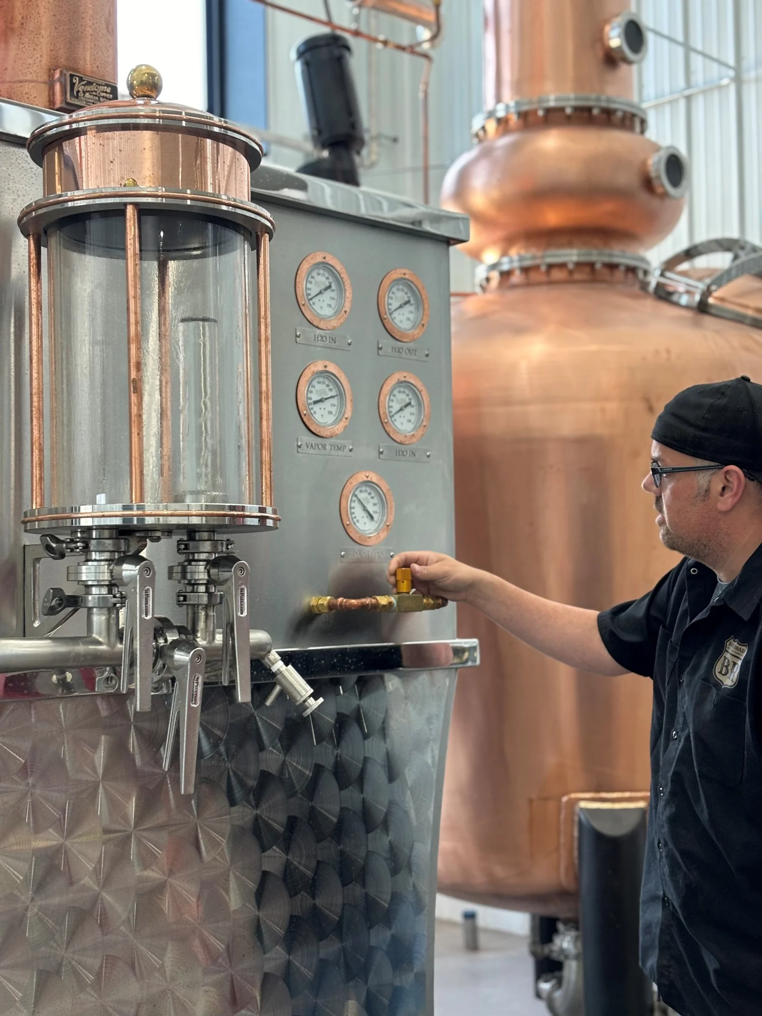 5 Rocks Distilling Backroads Distilling Spirits | Craft Liquors at Country Heritage Winery ...