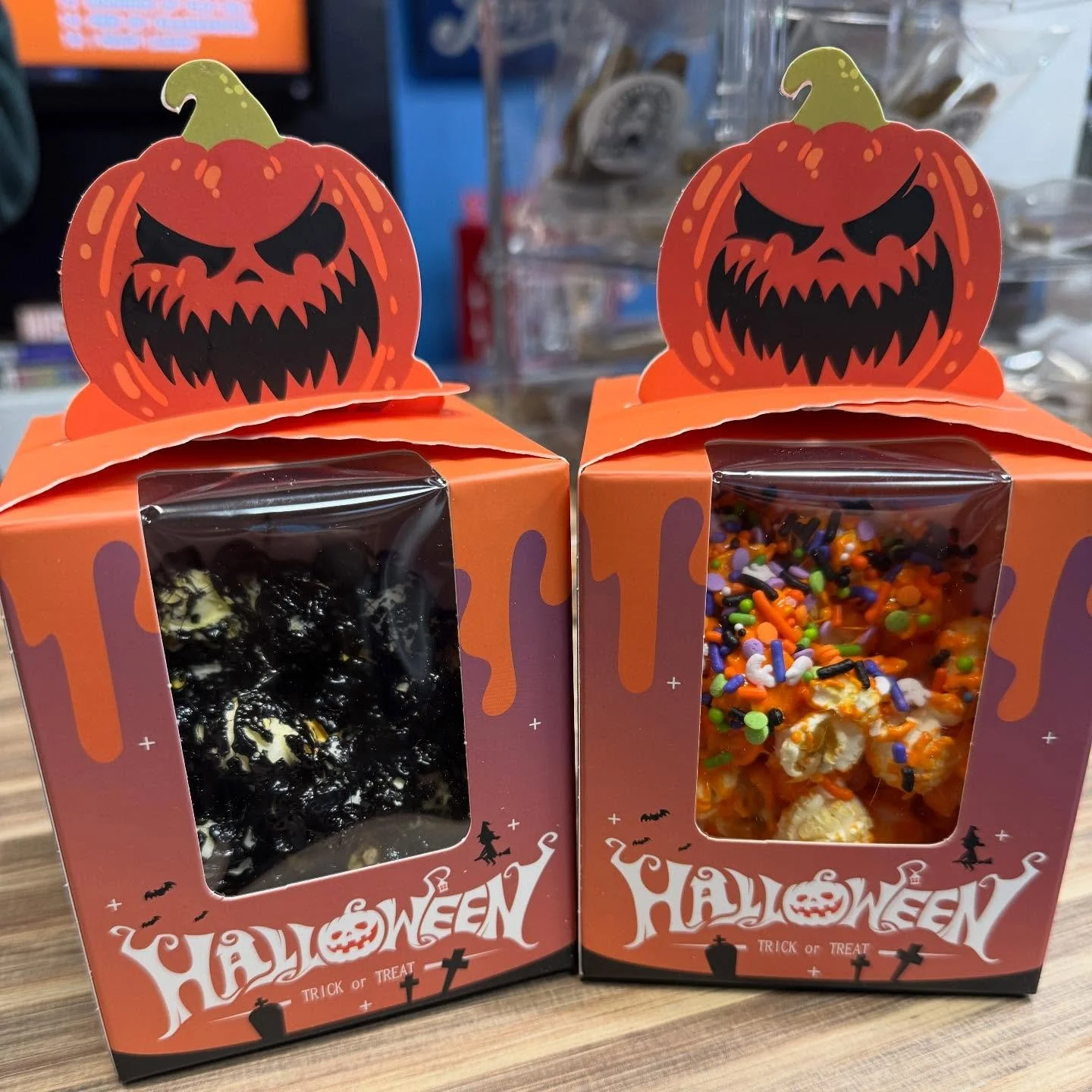 We just added pre-made POPcorn Balls to our deep arsenal of delicious gourmet popcorns!  At $4 each, they make the perfect snack or thoughtful little gift! 
.
.
.
.
.
#popularityspc #gourmetpopcorn #popcornballs #elmwoodvillage #stepoutbuffalo