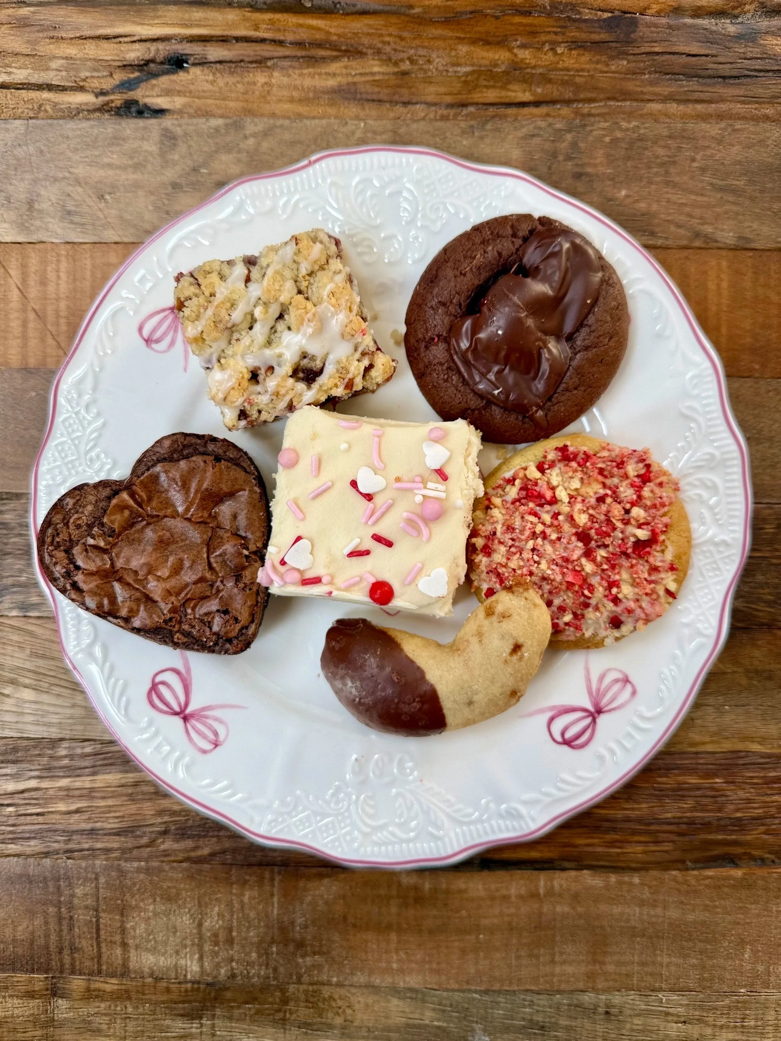 Seasonal • Valentine’s Day Cookie Boxes