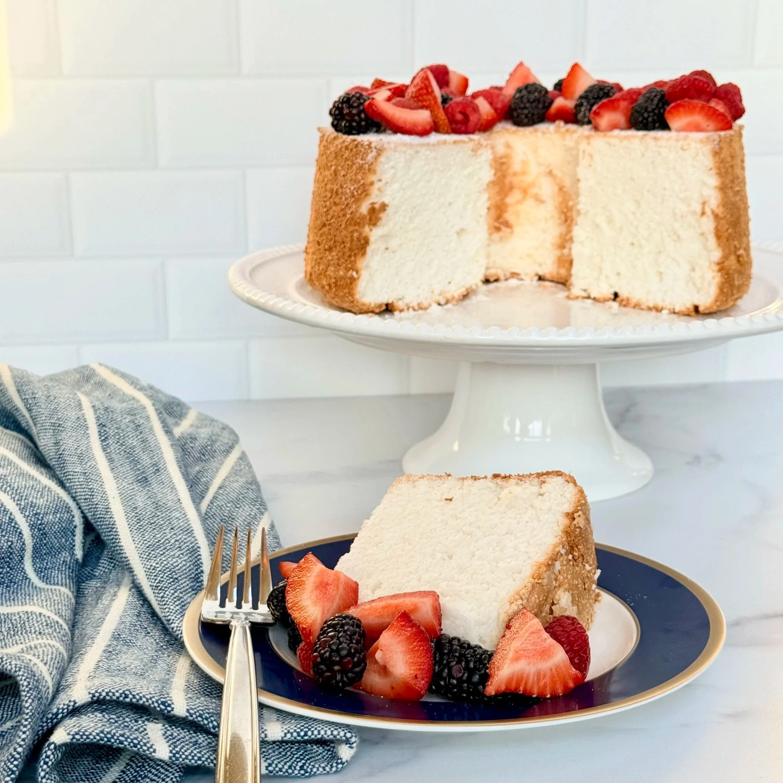 Seasonal • Angel Food Cake 