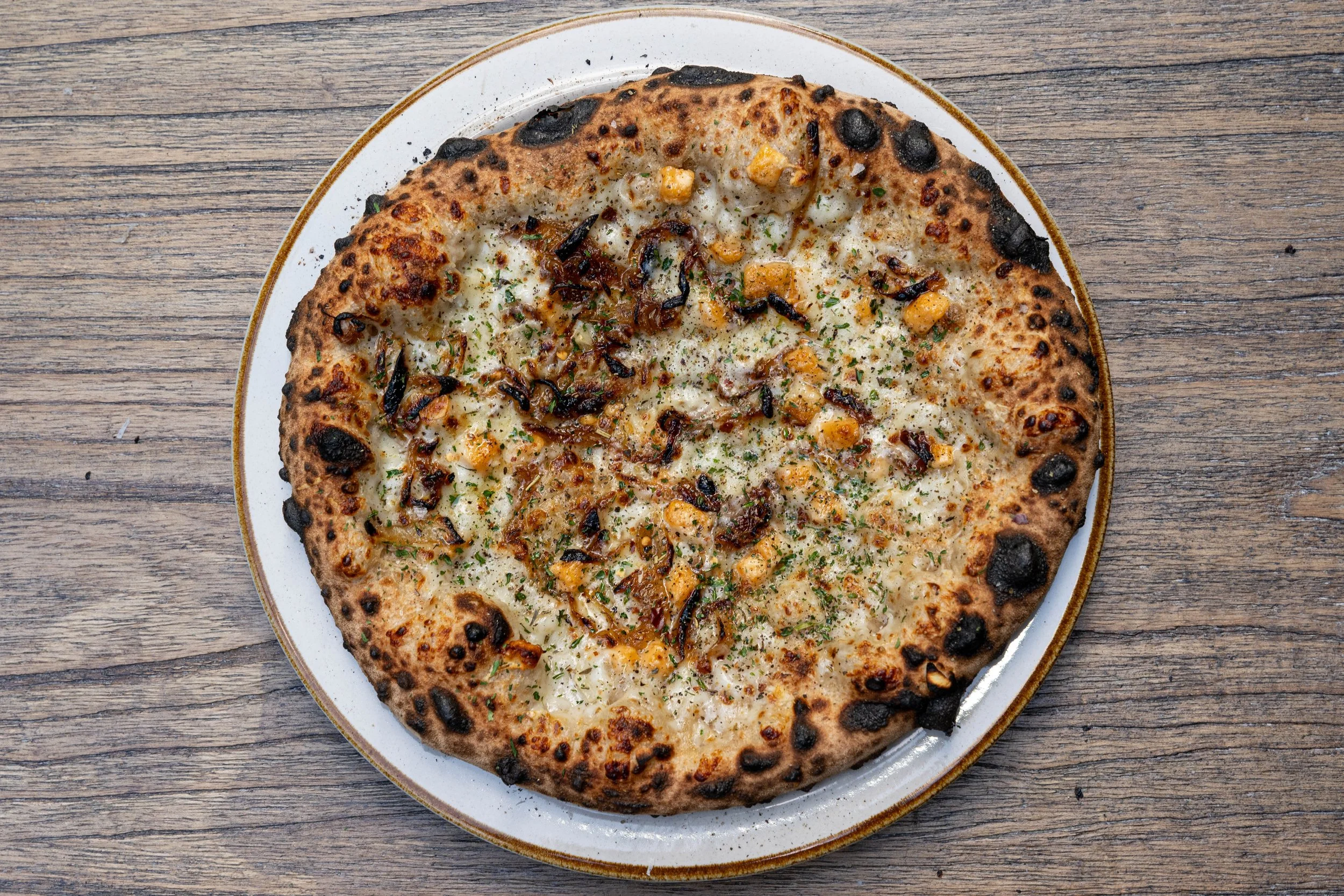 Butter Za w- caramelized onion 1.jpg