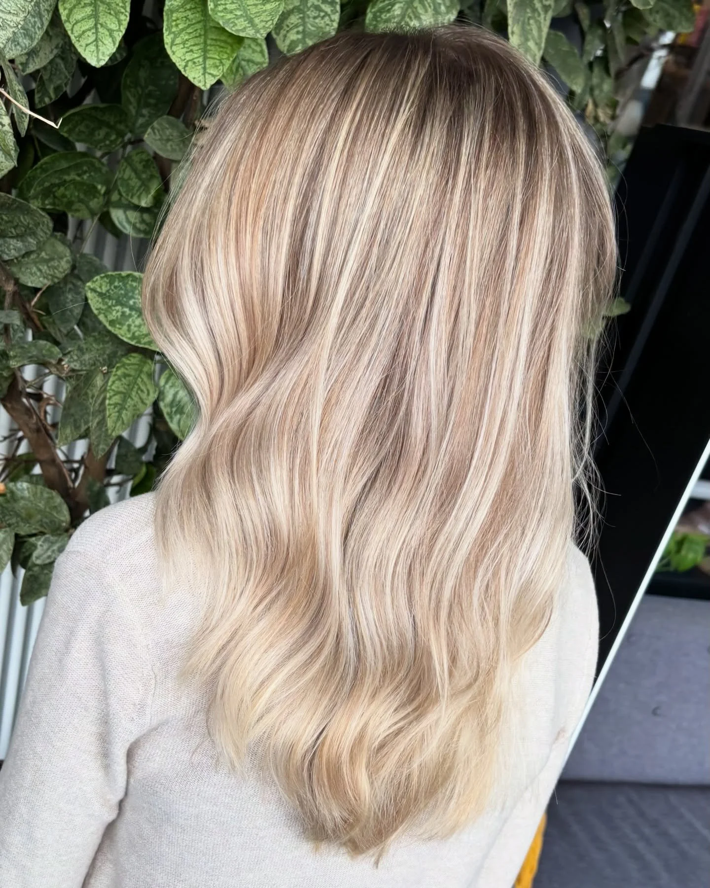Soft, seamless, and effortlessly luxurious &mdash; because true blonde beauty is custom, not cookie-cutter.
Currently accepting new clients 💛
Tap the link in bio or DM to secure your spot.

#portishead #bristol #bristolhairdresser #hairdresserbristo