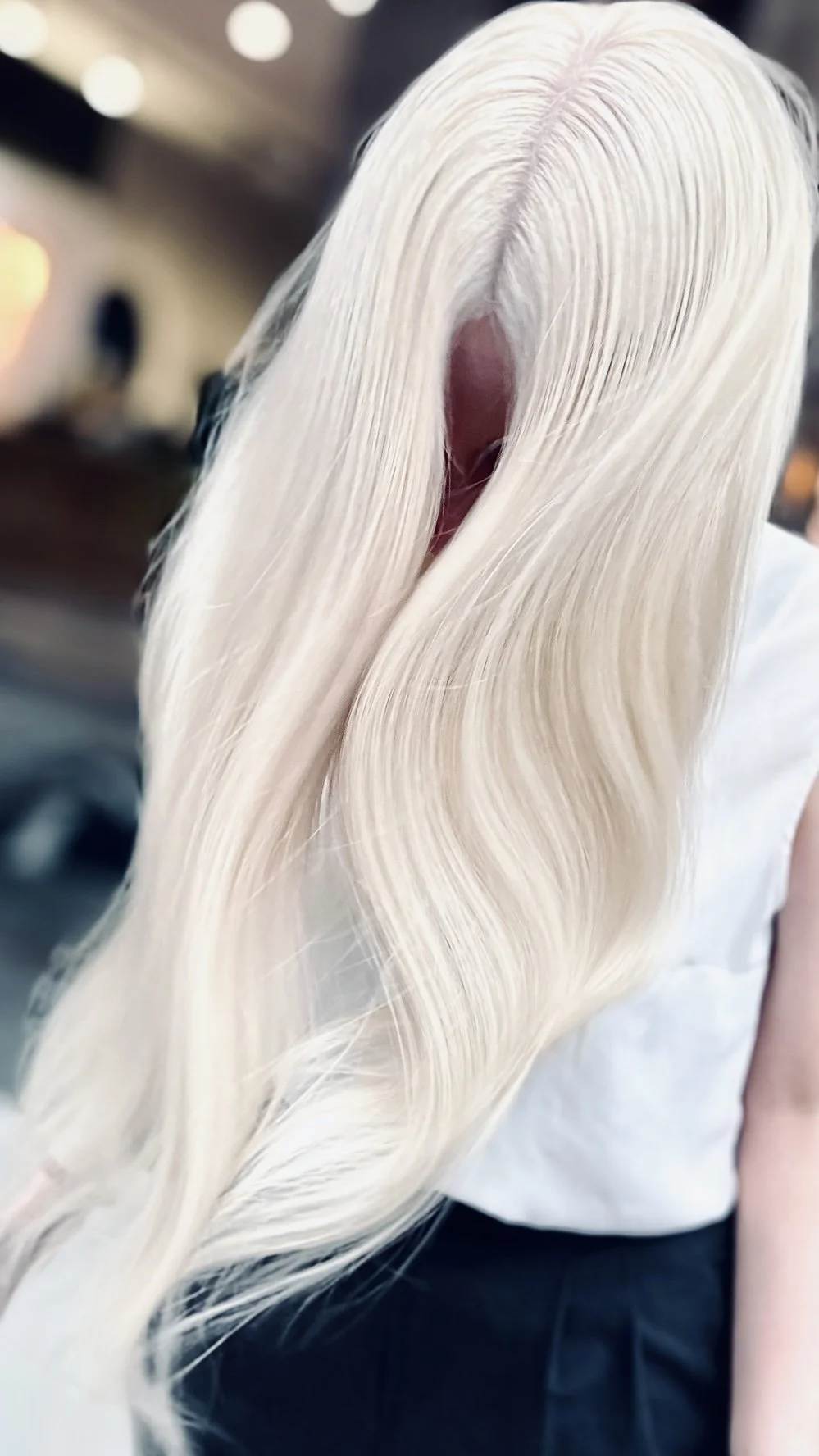 Hair bleach in salon with Ben