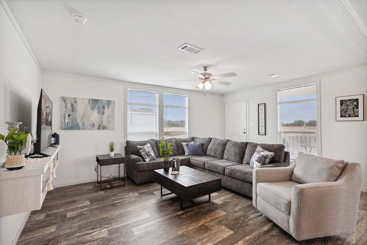 CSD2860L Living Room (3).jpg