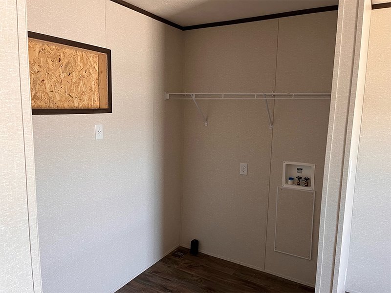 LAUNDRY AREA