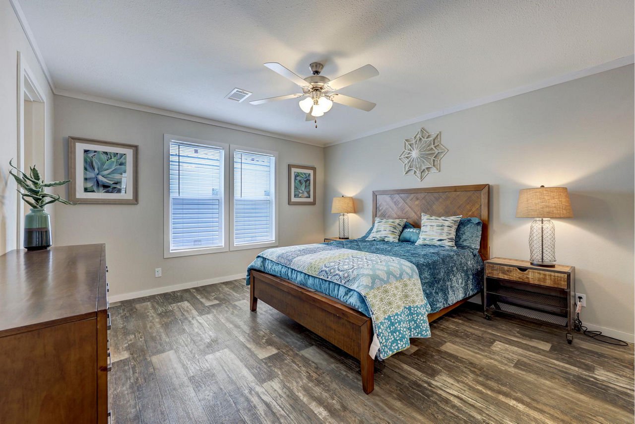 CSD2860L-Primary-Bedroom.jpg