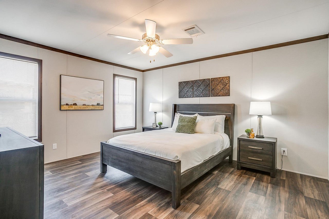 New---Moon-3260F-Primary-Bedroom-1.jpg