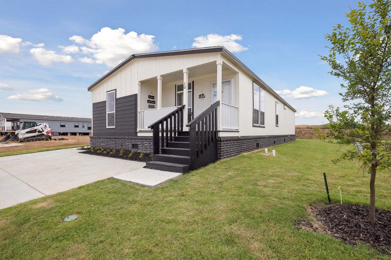 CSD2860L Exterior (4).jpg