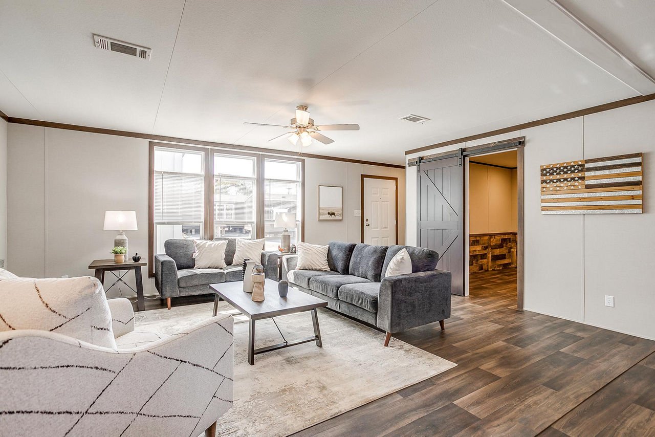 New-Moon-3260F-Living-Room-3.jpg