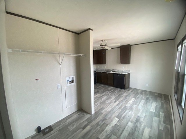 LAUNDRY AREA