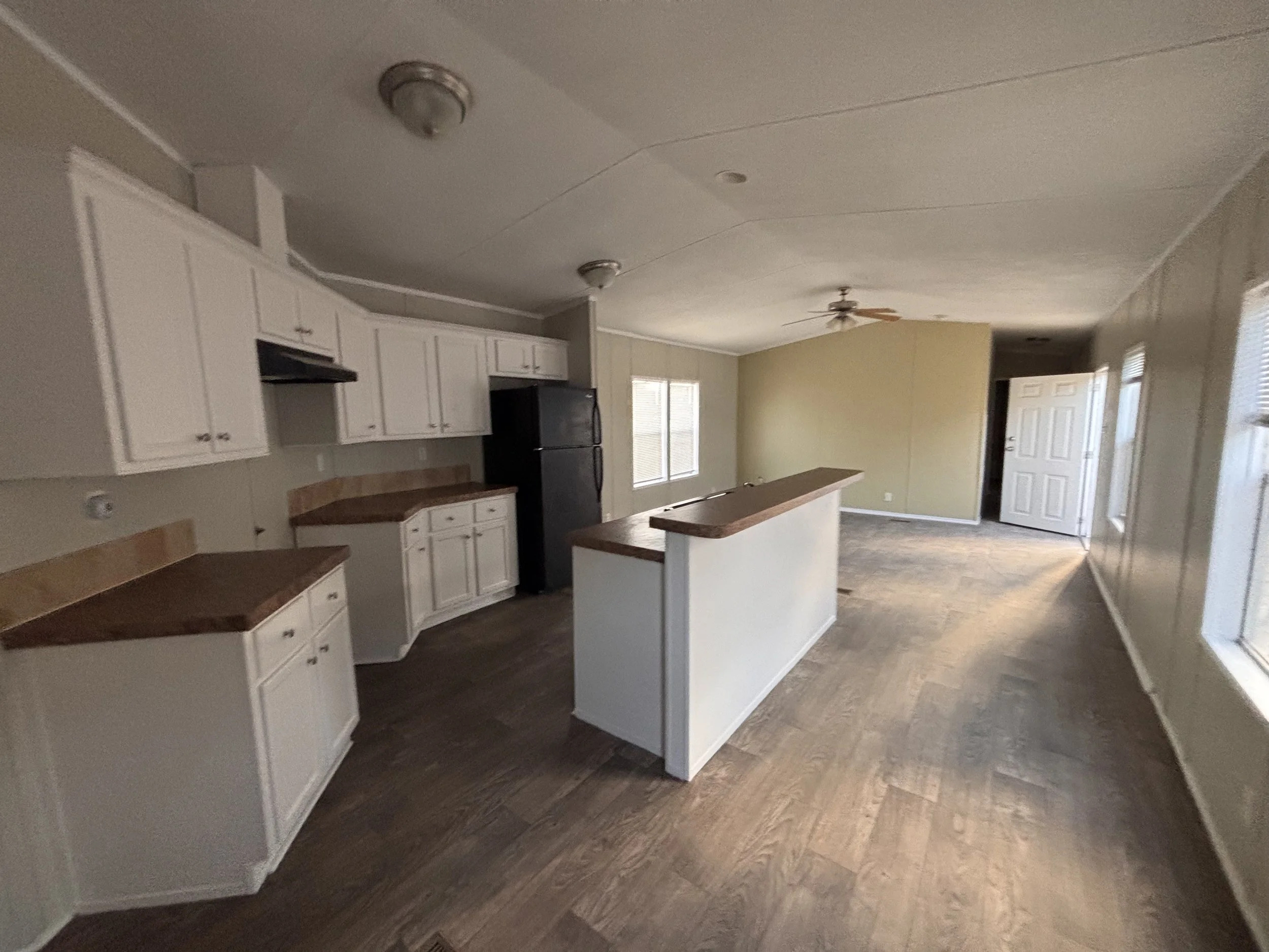 2013 Manufactured Home – 3 Bedrooms | 2 Bathrooms | Fully Remodeled