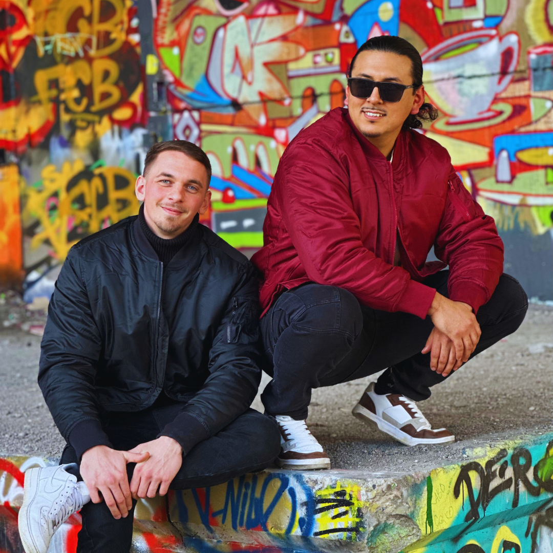 Social Media Agentur Holz und Kopf - Bild von den Inhabern von Holz und Kopf