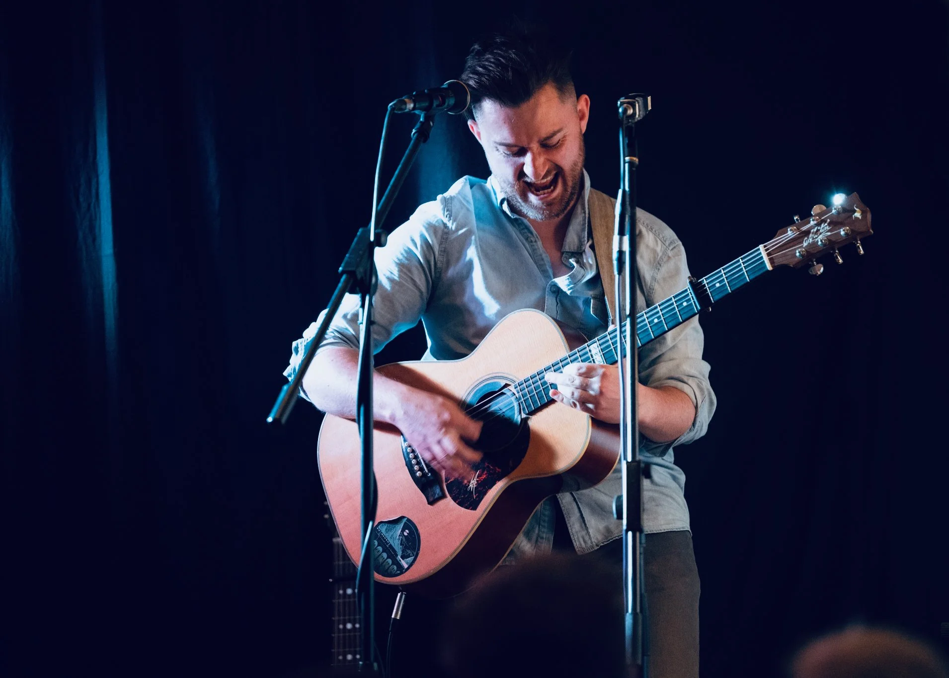 Ben Turner: Songs and Stories in the Backroom