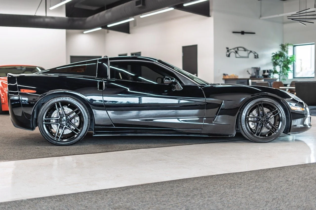 2005_Corvette_04.jpeg