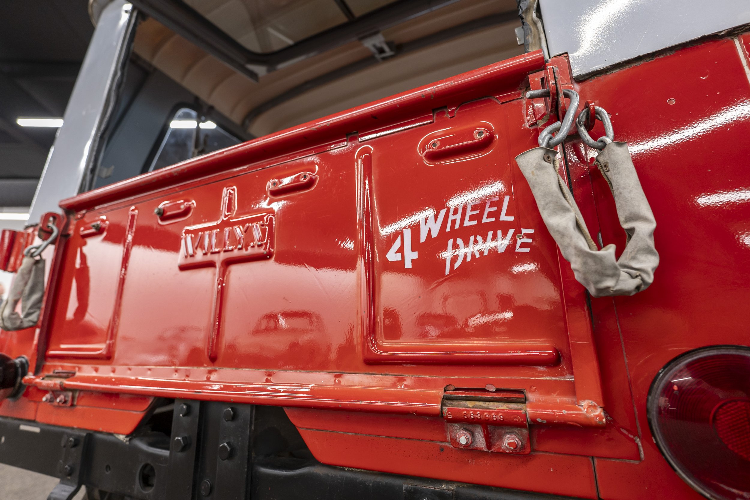 Vintage_Jeep_21.jpg