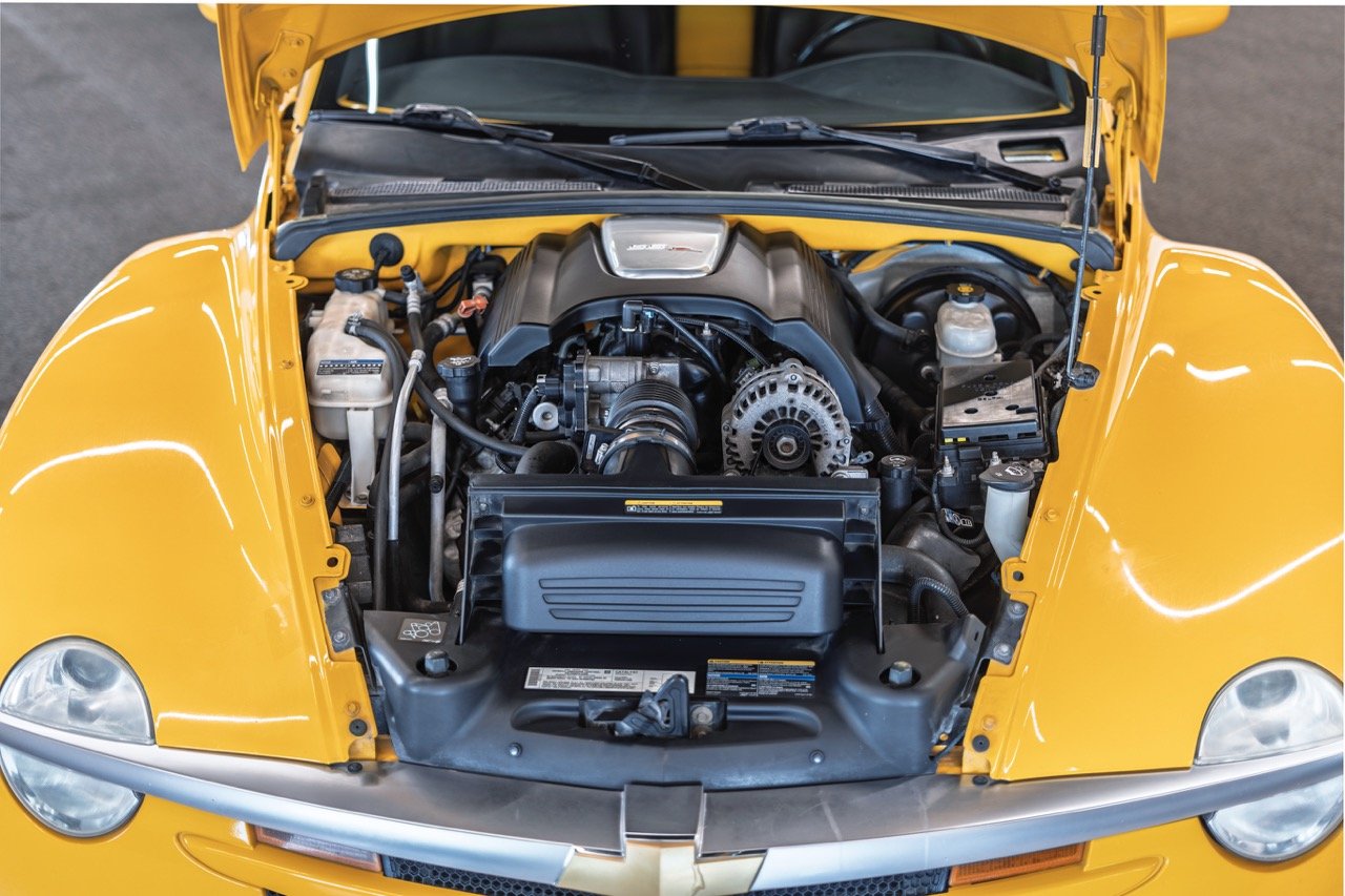 Chevy_SSR_Limited_22.jpeg