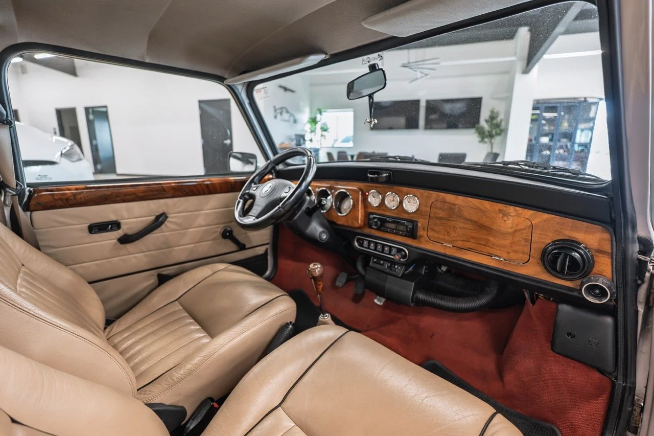 Limited_1973_Mini_Cooper16 Large.jpeg