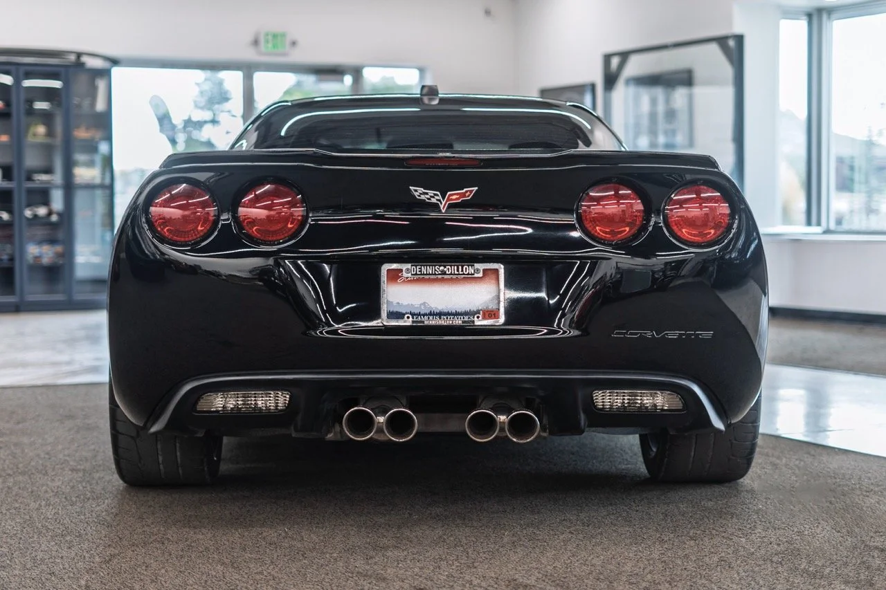 2005_Corvette_06.jpeg
