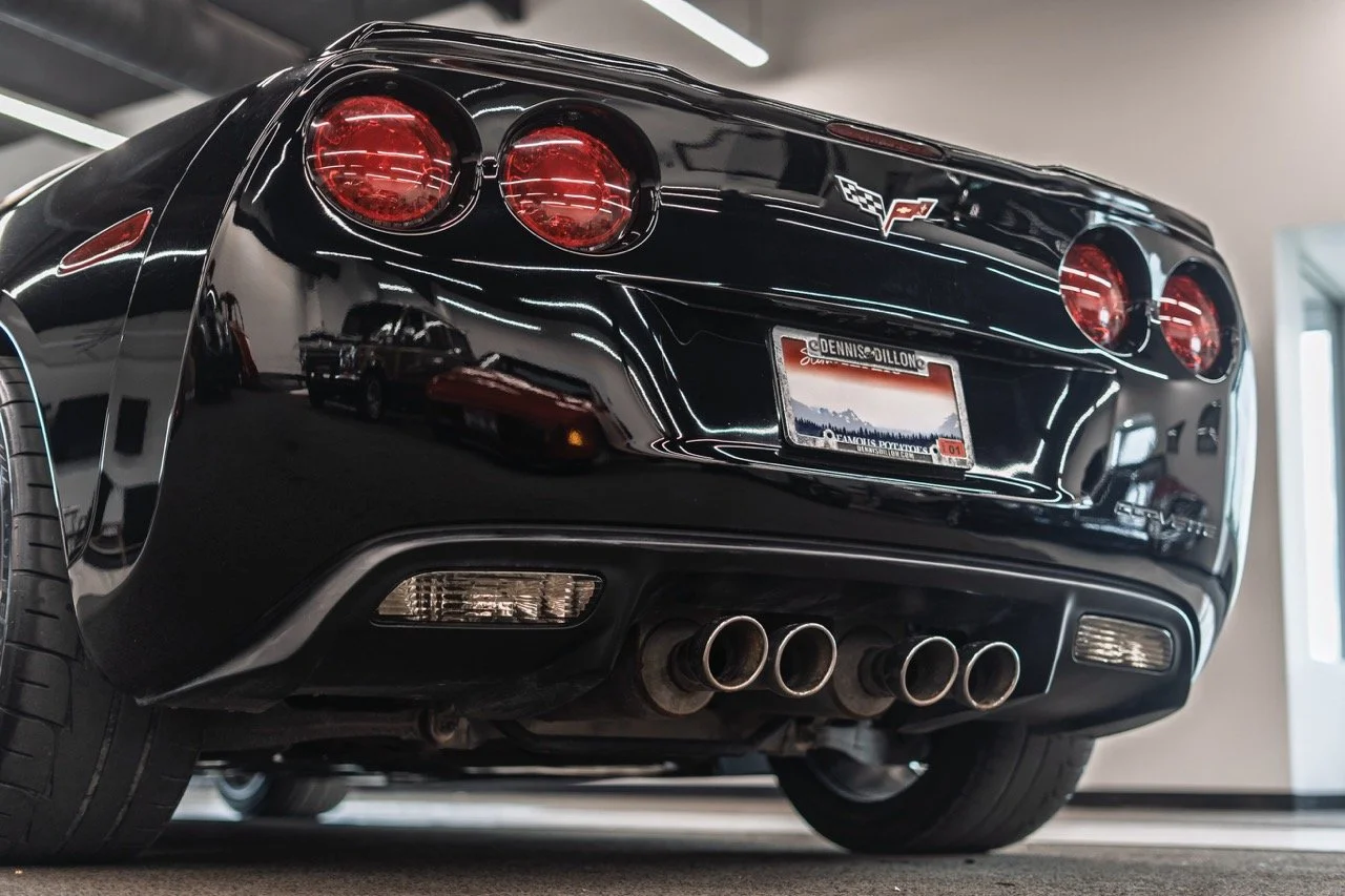 2005_Corvette_10.jpeg