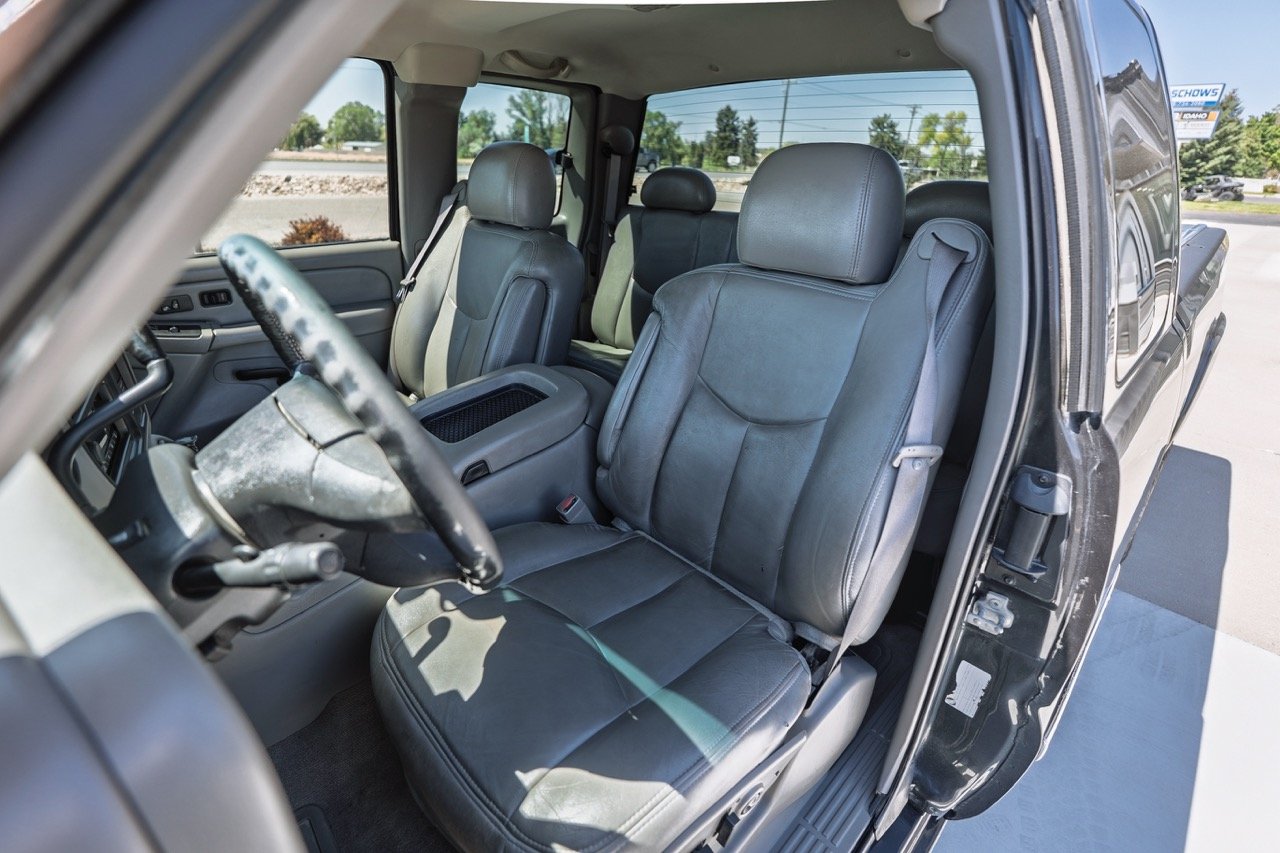 GMC_Sierra_Limited_10.jpeg